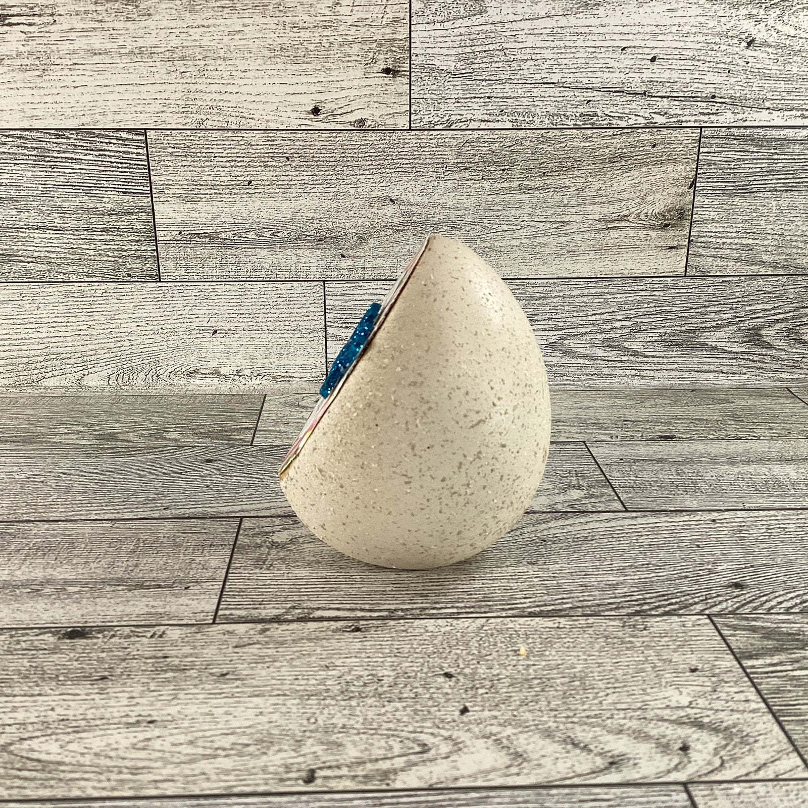 AGD  Easter Decor - Faith Hope Love Rejoice Ceramic Egg Sitter