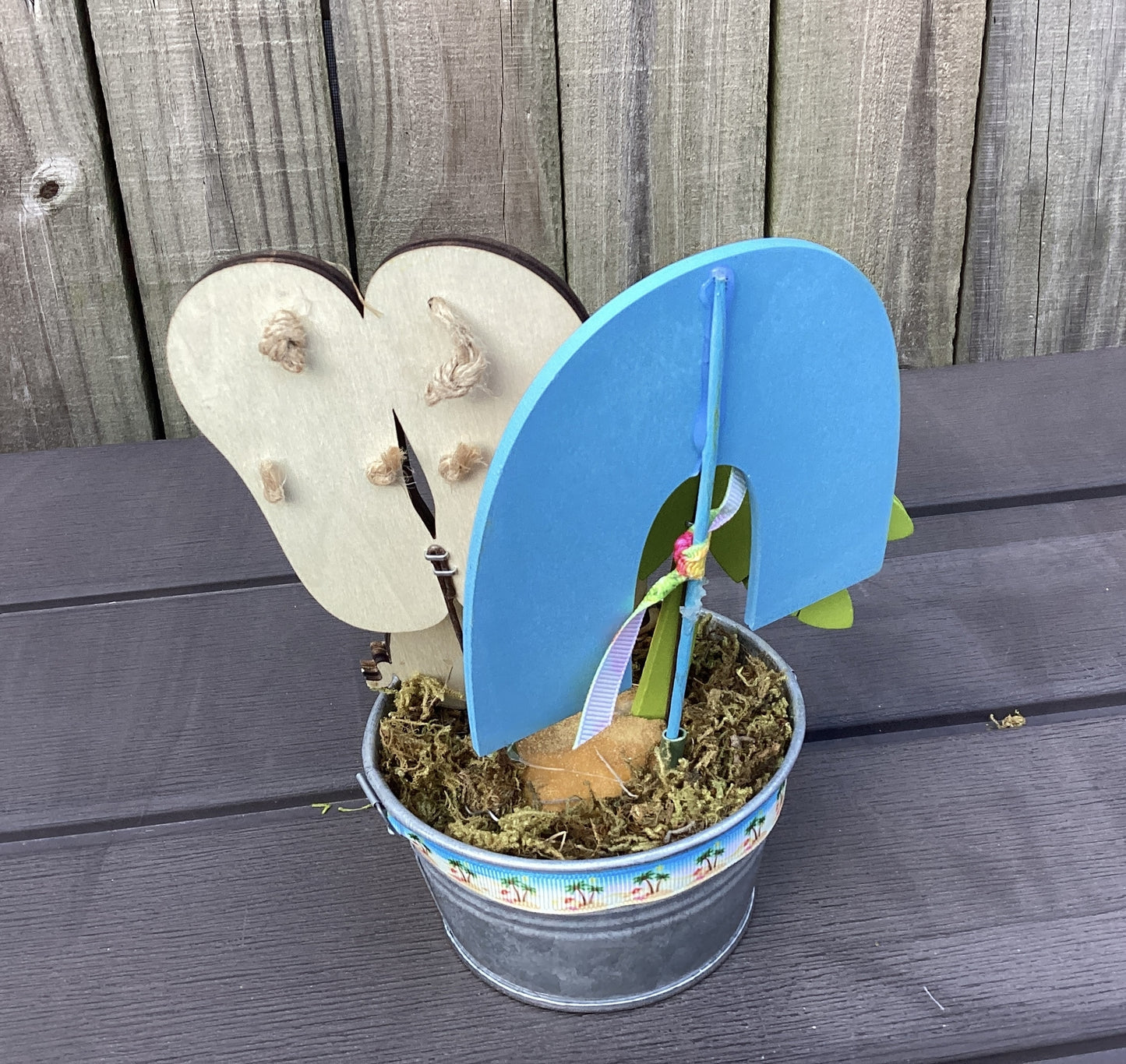 AGD Summer Decor - Hello Summer Beach Icon Galvanized Small Display