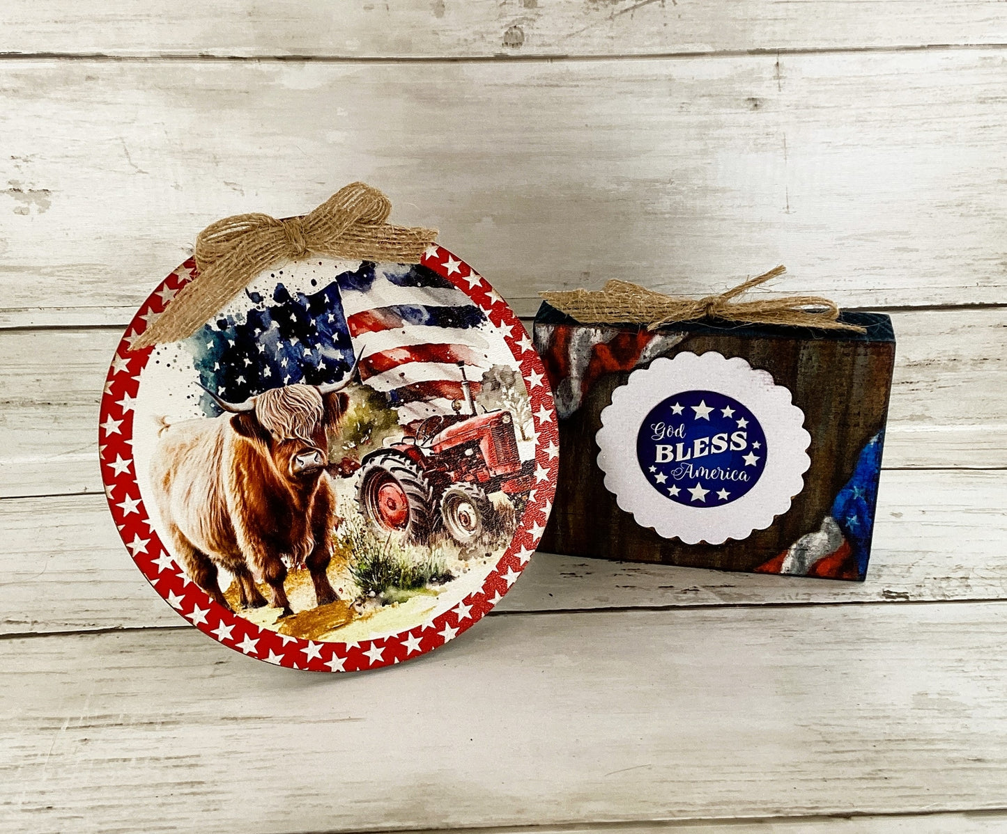 AGD Patriotic Decor - July 4th Highland Cow Farm Tractor Signs 2pc Set