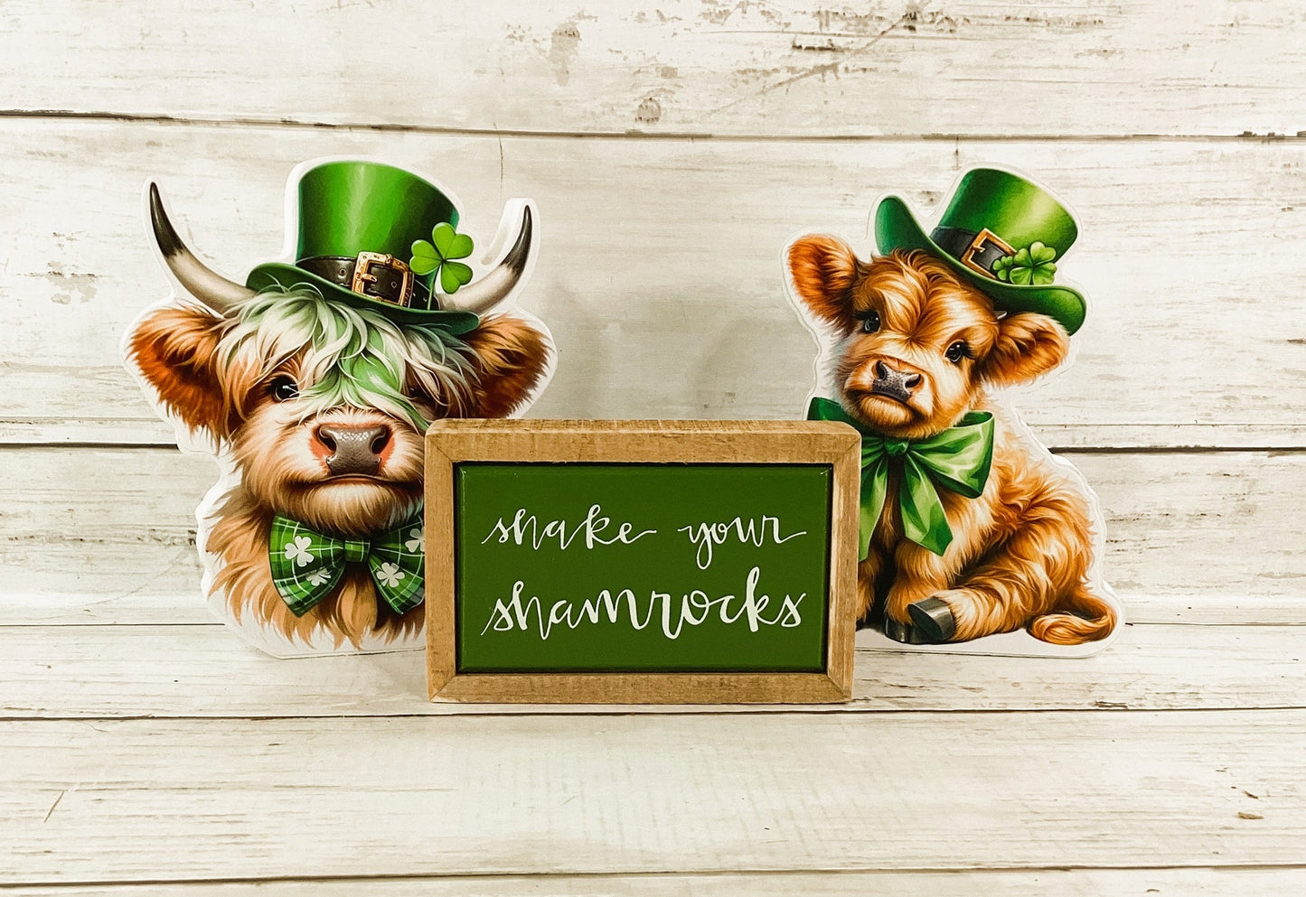 HL St Patrick Decor - Irish Shamrock Highland Cow Chunky Wood Sitter