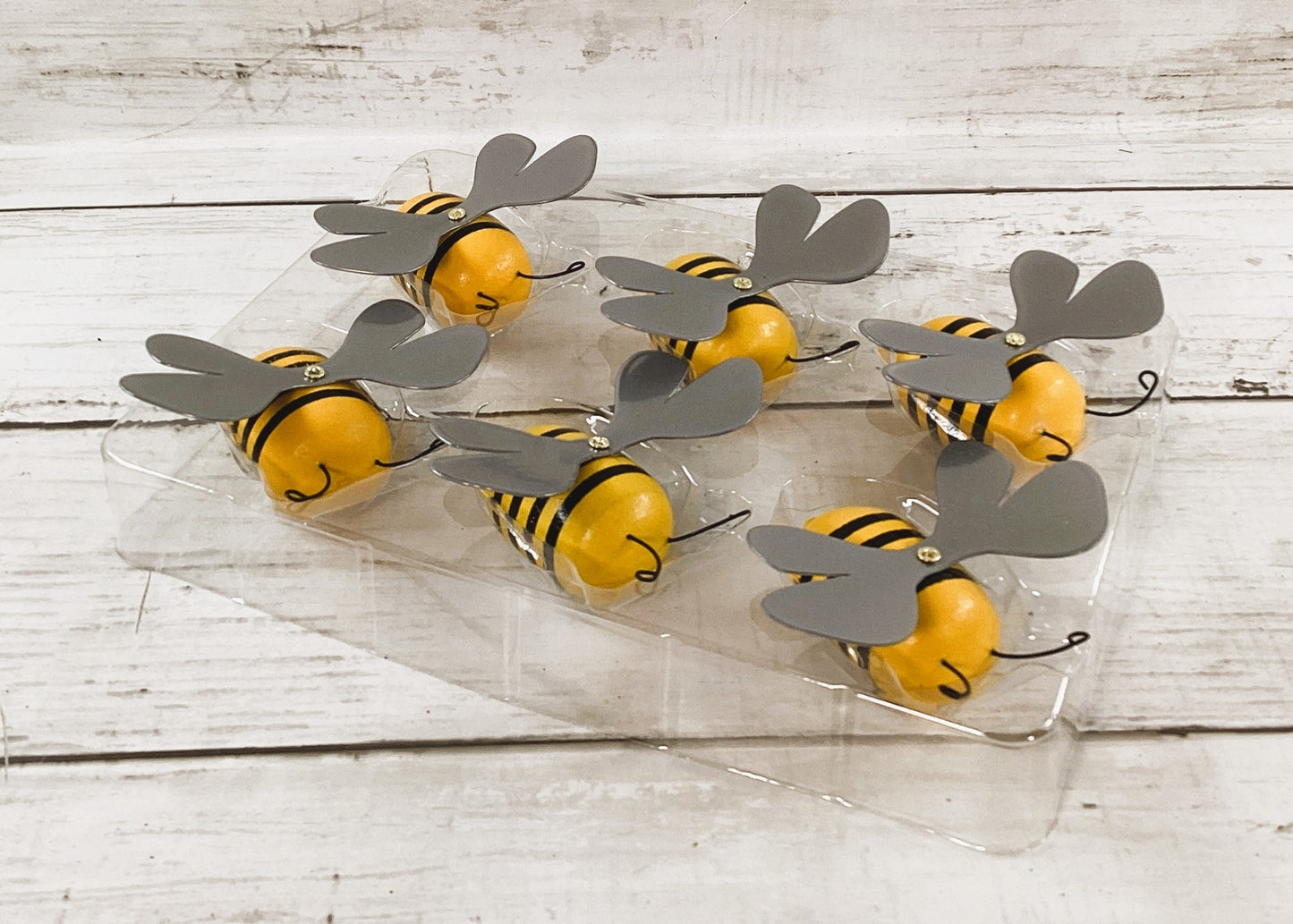 HL Spring Decor - Wood Metal Bees 6 pc Set