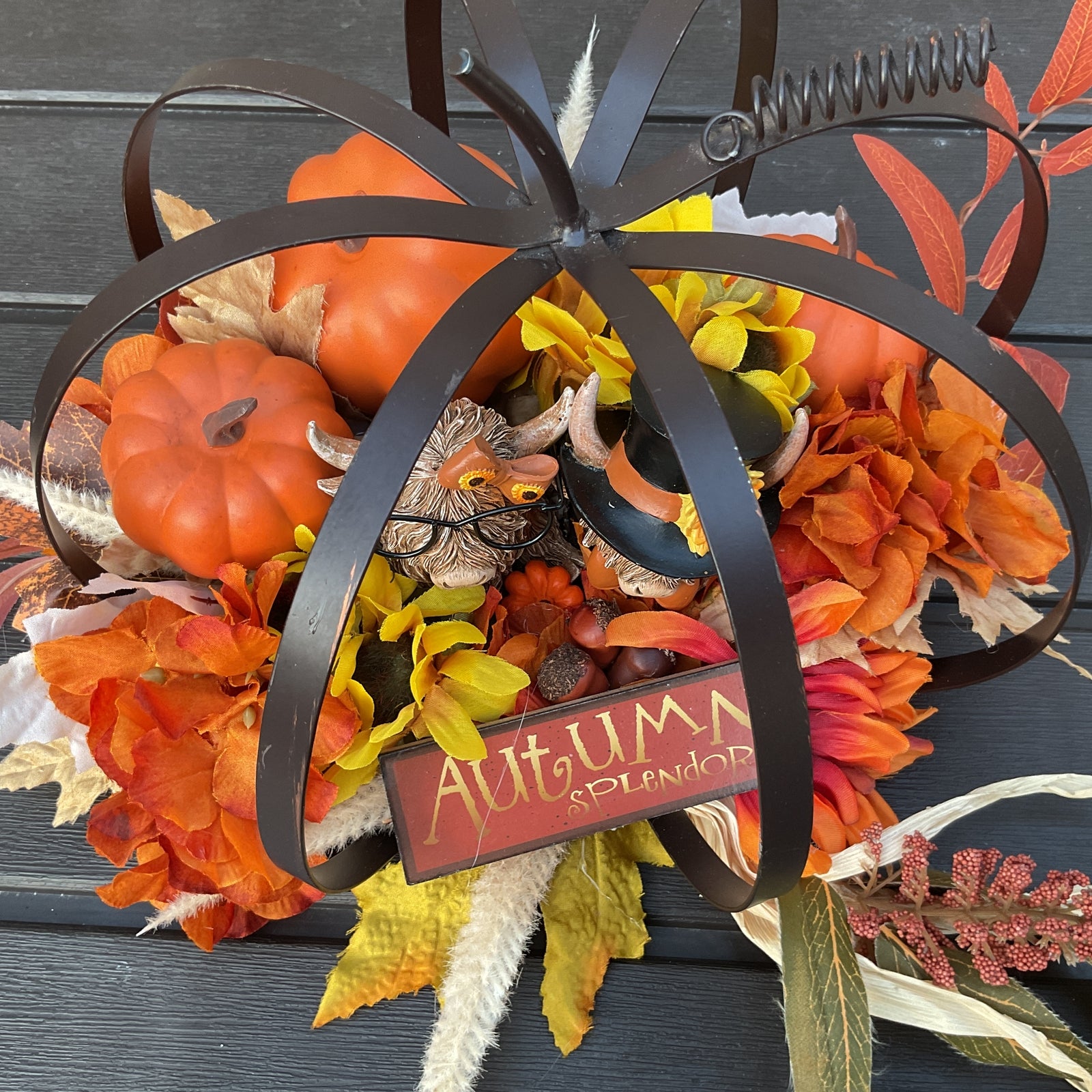 AGD Fall Decor -Highland Cow Metal Pumpkin Floral Centerpiece Display
