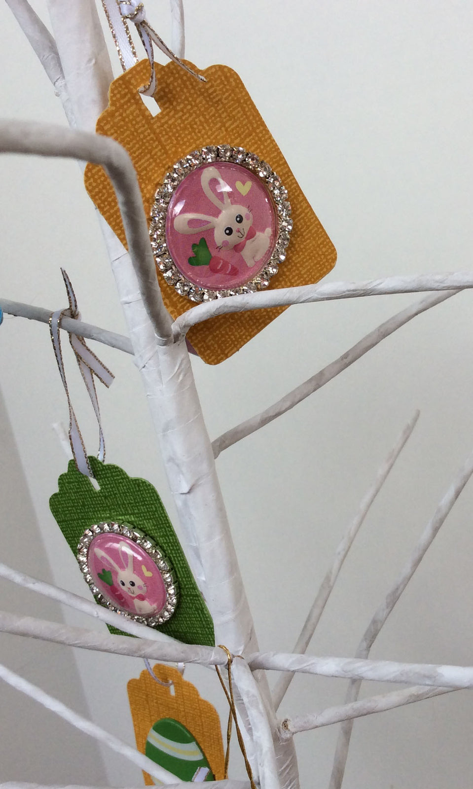 AGD Easter Decor - 2ft White Wire Tree with Ornaments #69