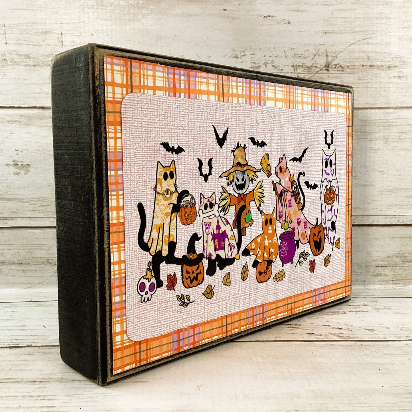 AGD Halloween Decor - Pastel Ghost Kitty Cats Box Sign