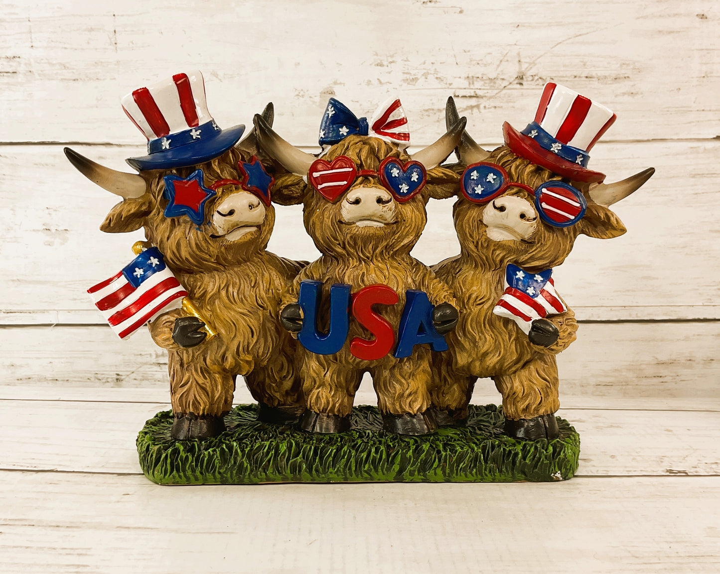 Patriotic Decor - July 4th Resin Highland Cow Trio Figurines w/Bonus Sign