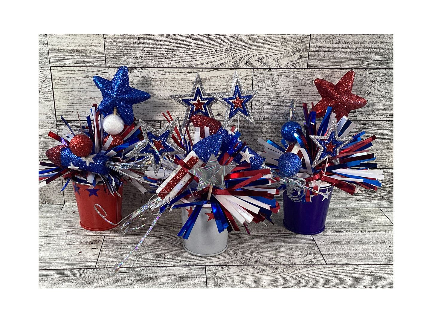 AGD Patriotic Decor - Small Firecrackers Filled Metal Bucket 3pc Set