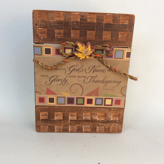 AGD Fall Decor - Praise God's Name Thanksgiving Box Sign