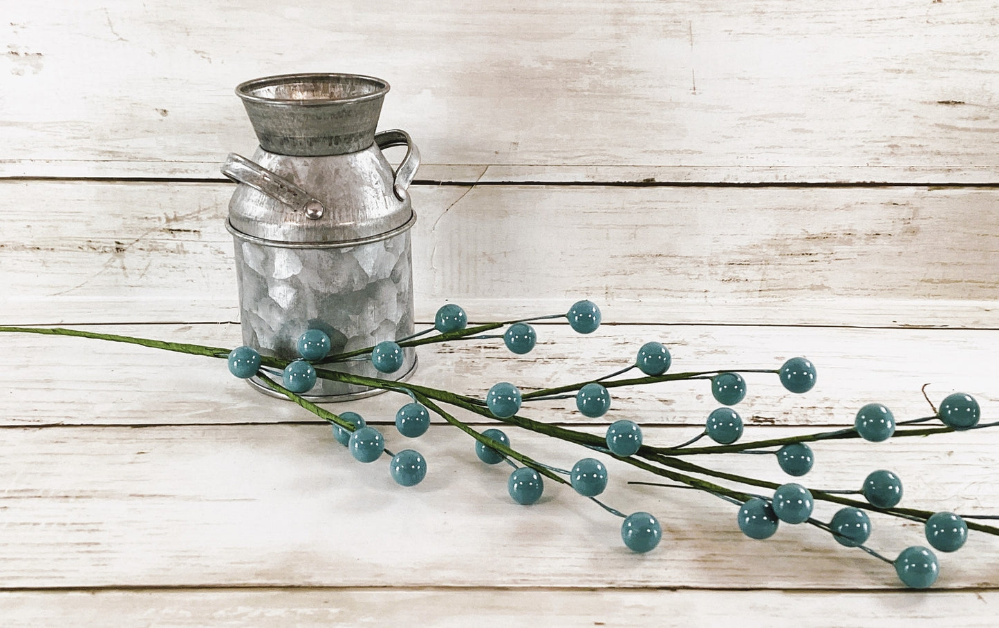 Darice Floral Supply - Pearl Blue Berry Floral Spray Pick 12pc Set