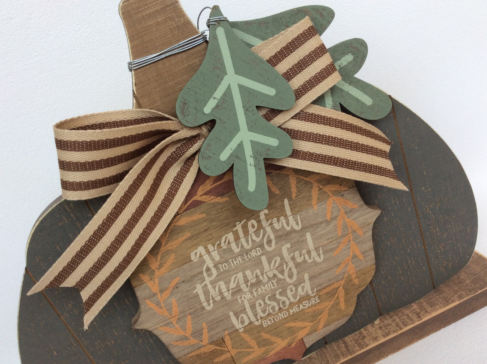 AGD Fall Decor - Grateful Thankful Gray Slat Pallet Farmhouse Pumpkin