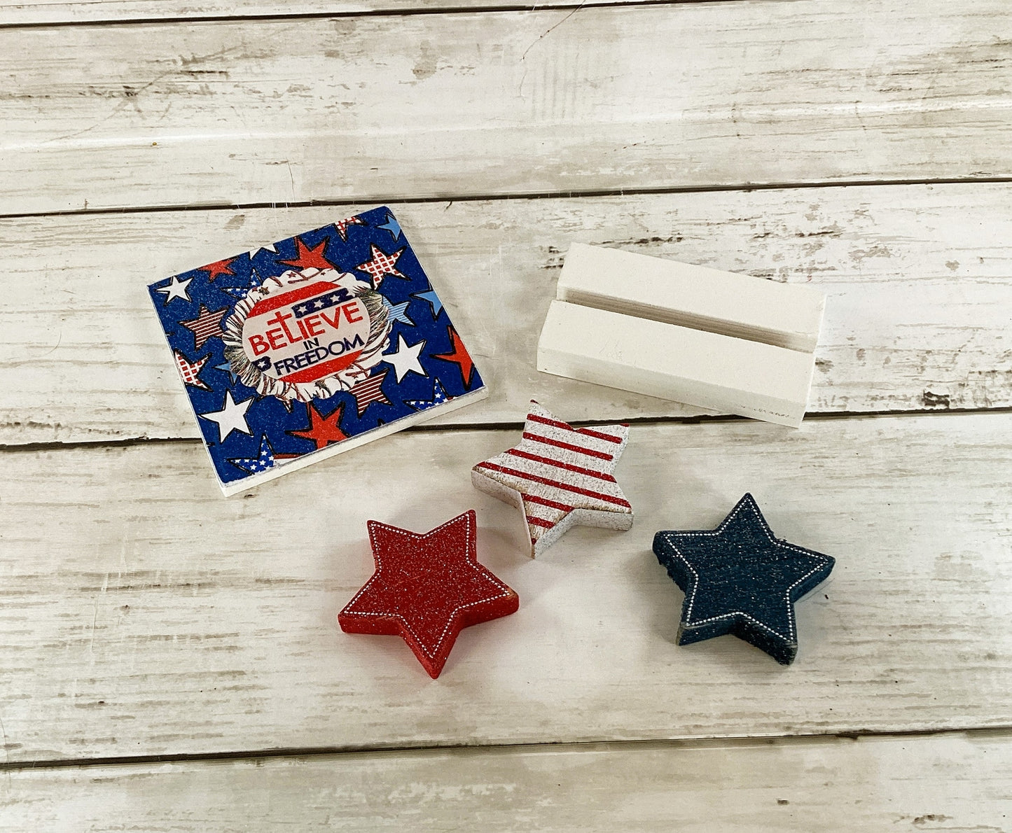AGD Patriotic Decor - July 4th Believe Freedom Tier Tray Sign & Stars