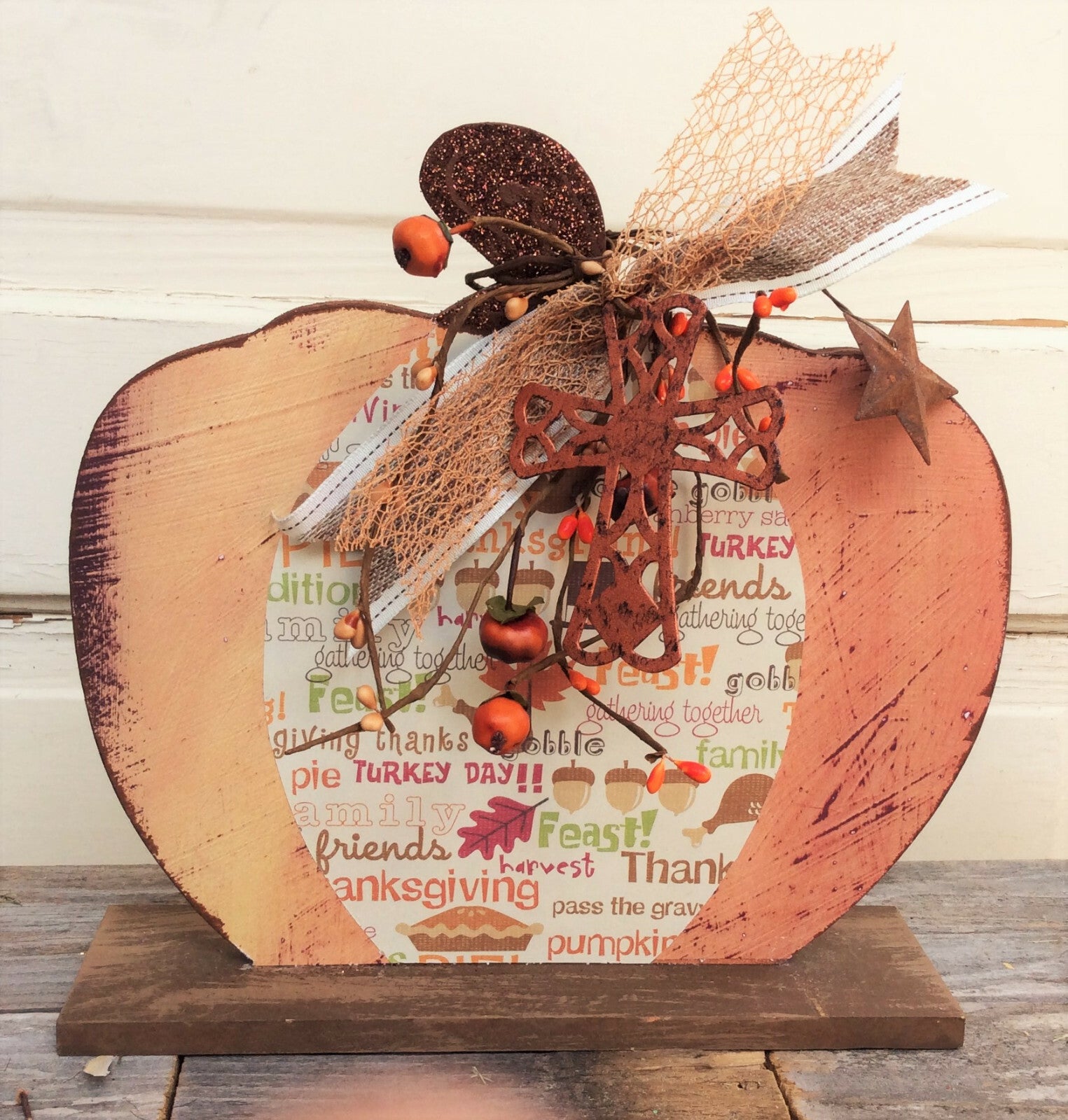 AG Designs Fall Decor - Wood Pumpkin Star Weath with Cross #613/12