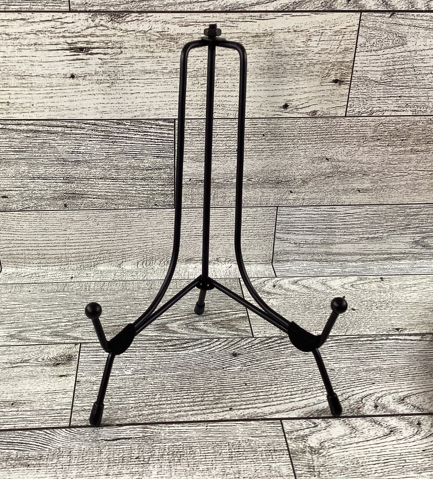 AGD School Decor - Ceramic Apple of His Eye Easel Display