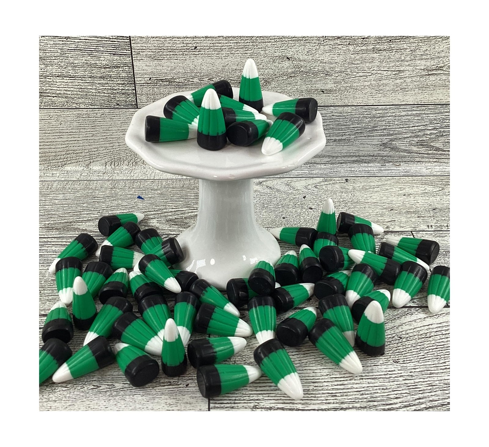 AGD Halloween Craft Supply - FAKE Resin White Green Black Candy Corn