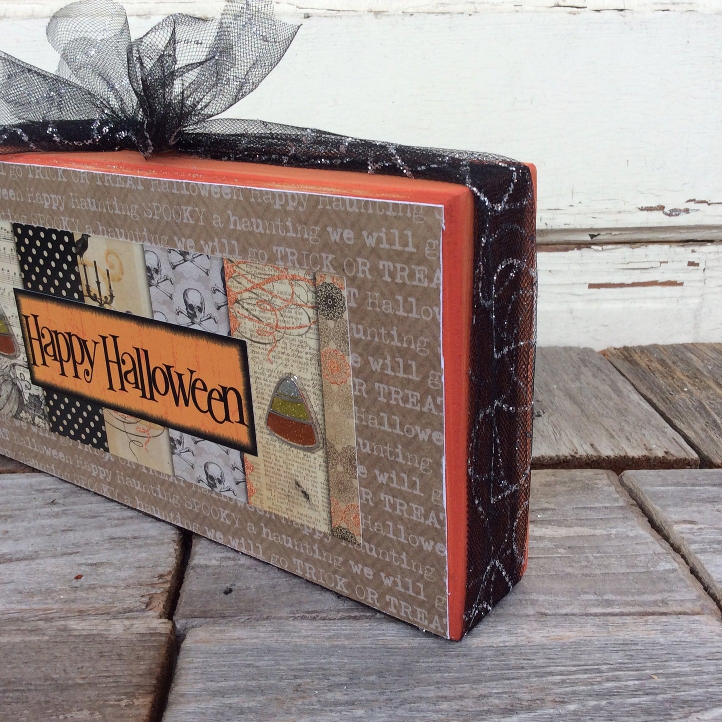 AGD Halloween Decor - Happy Halloween Prim Box Sign