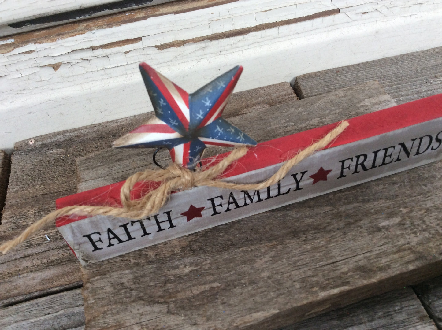 AGD Patriotic Decor - Prim Faith Family Friends Mini Block
