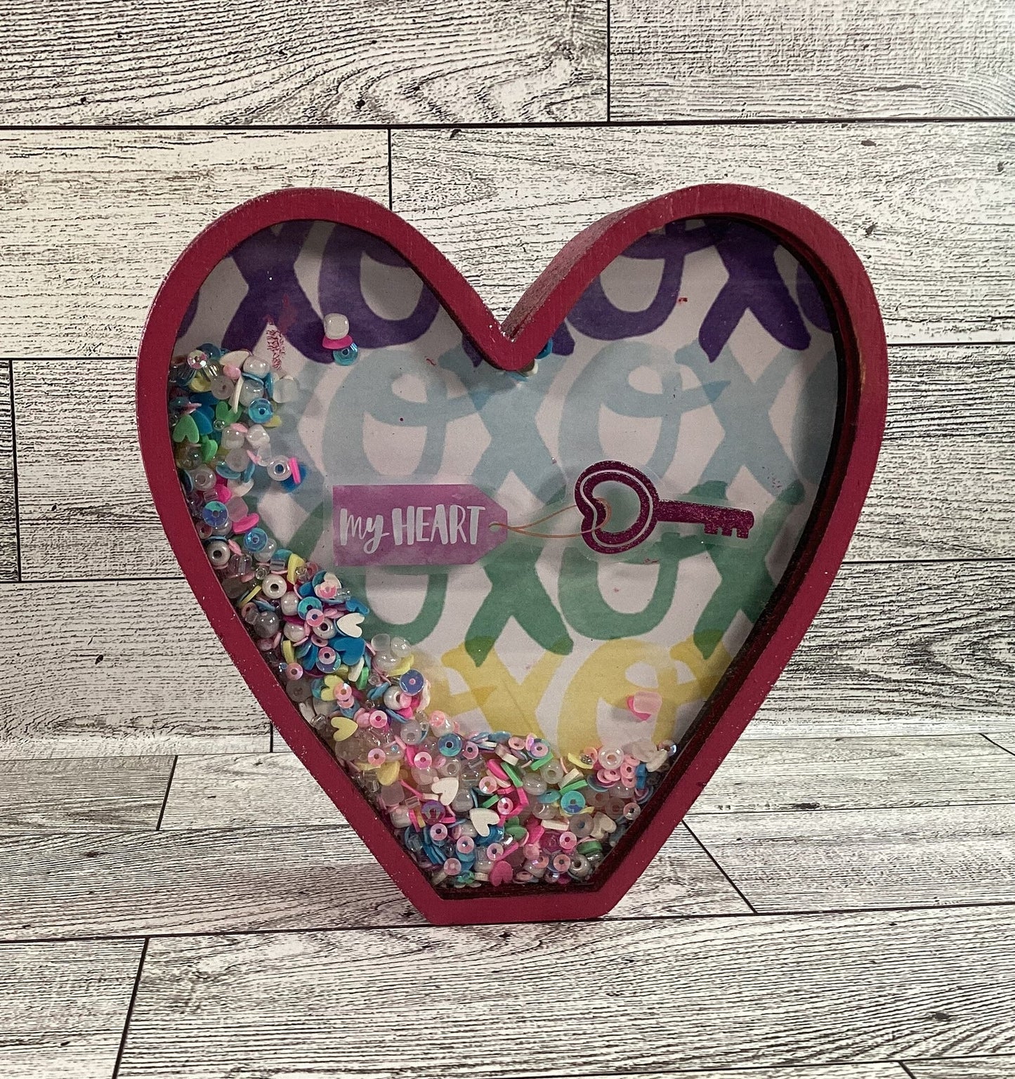 AGD Valentine Decor - Heart Shape Chunky Wood Dry Shaker 2pc Set