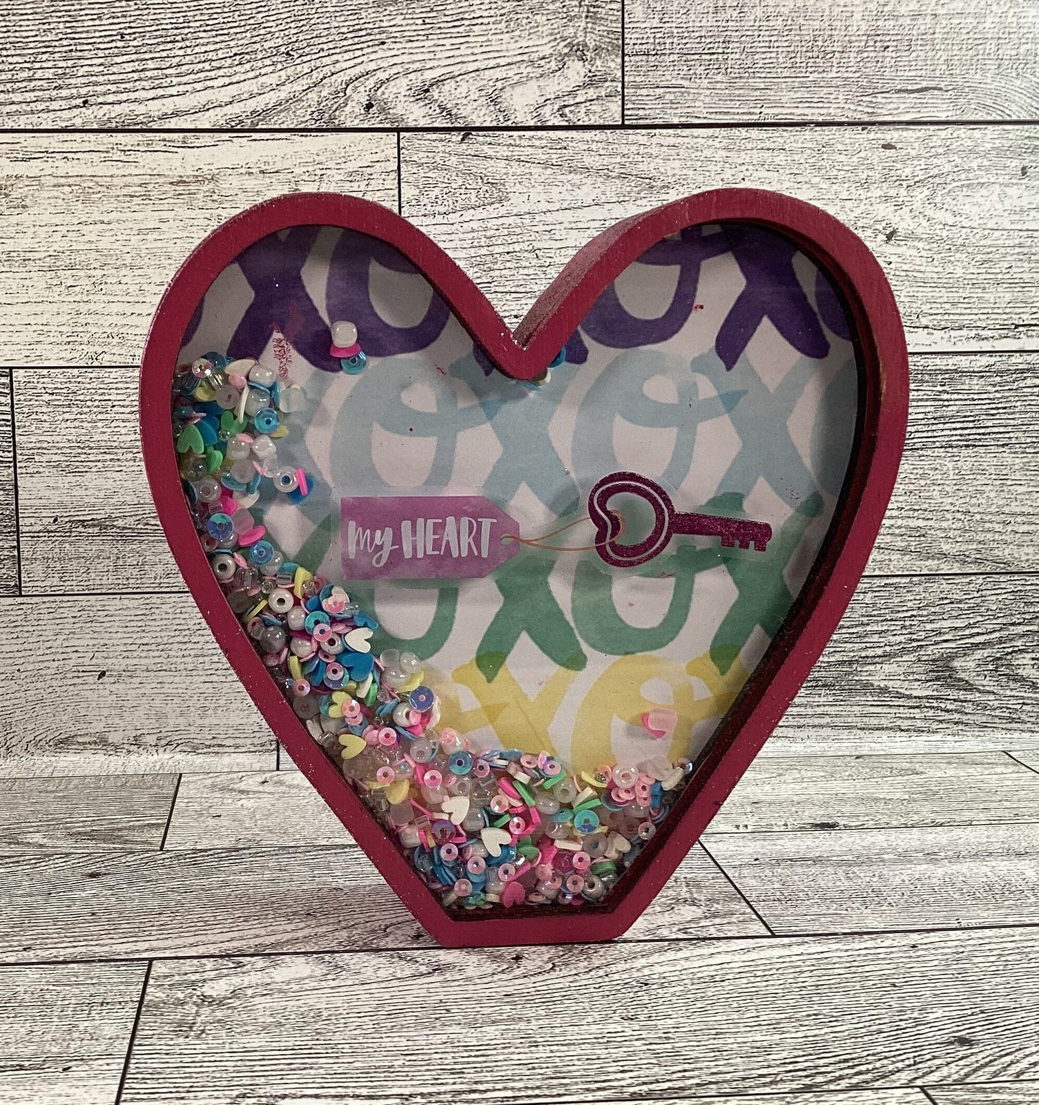 AGD Valentine Decor - Heart Shape Chunky Wood Dry Shaker 2pc Set