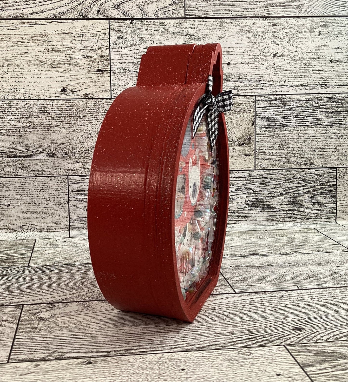 AGD Christmas Decor - Dog Cat Pet Ornament Chunky Wood Dry Snow Shaker