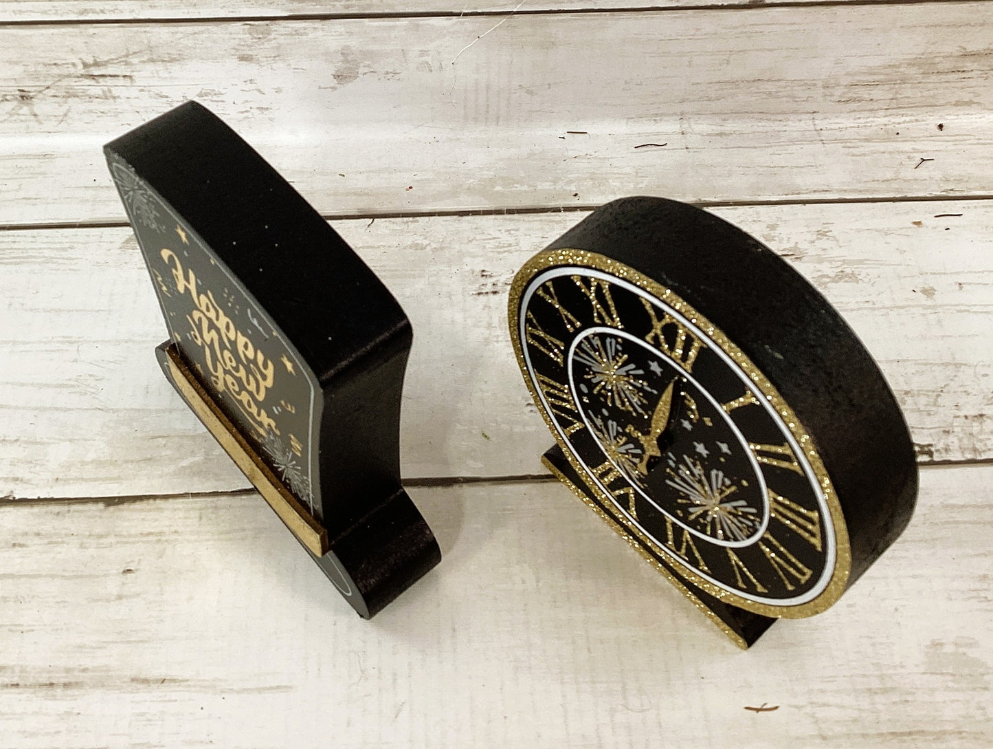 HL New Year's Eve Decor - Top Hat Clock Wood Sign Sitters 2pc