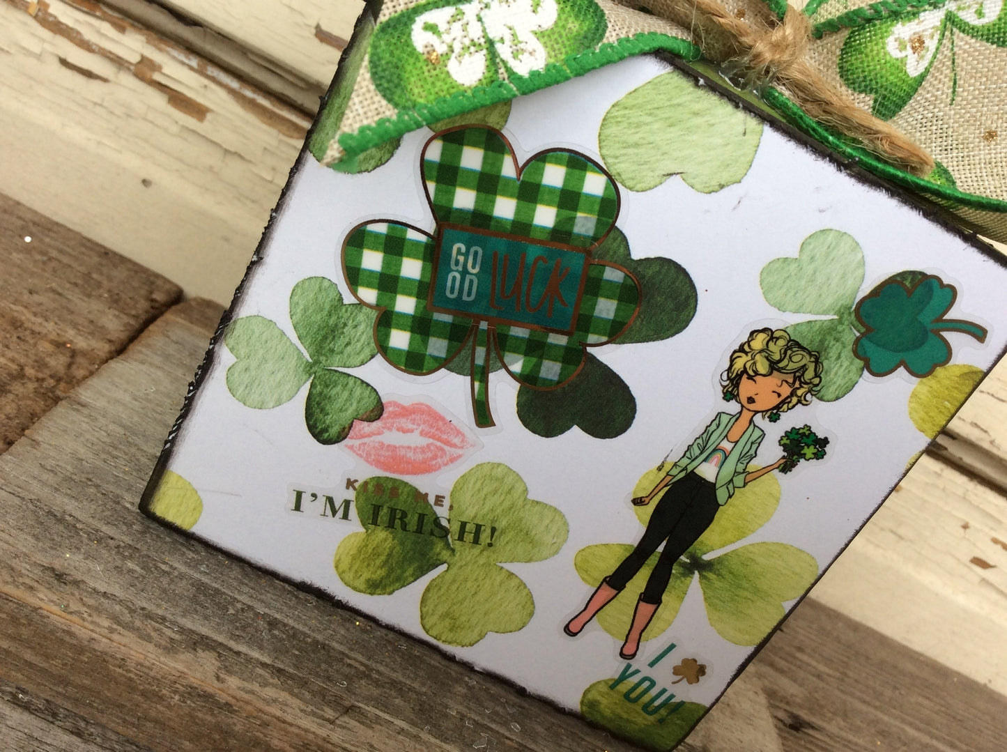 AGD St Patrick's Decor - I Shamrock You Kiss Me Good Luck Box Sign