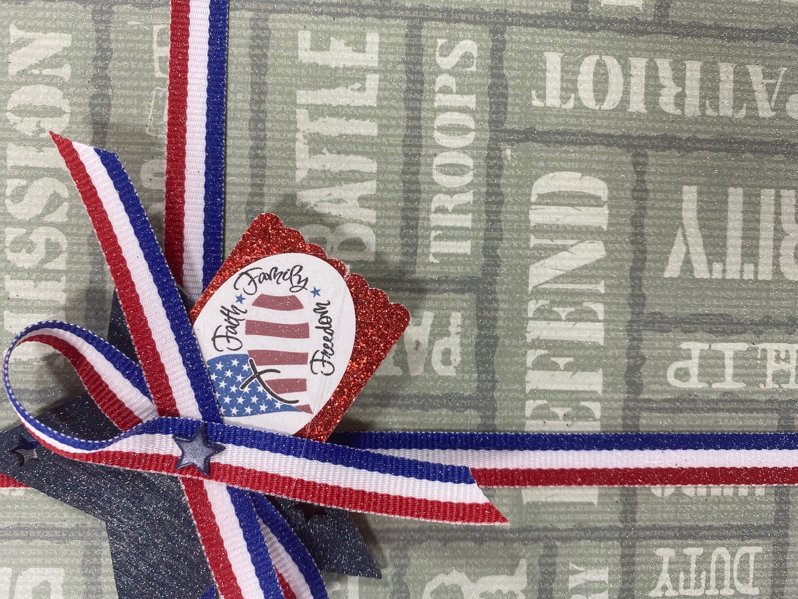 AGD Patriotic Decor - Patriot Soldier Duty Veteran Prim Box Sign