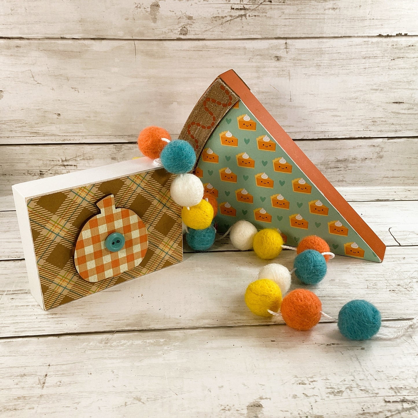 AGD Fall Decor - Wood Reversible Pumpkin Pie Time Sign Garland Tier Tray 3pc