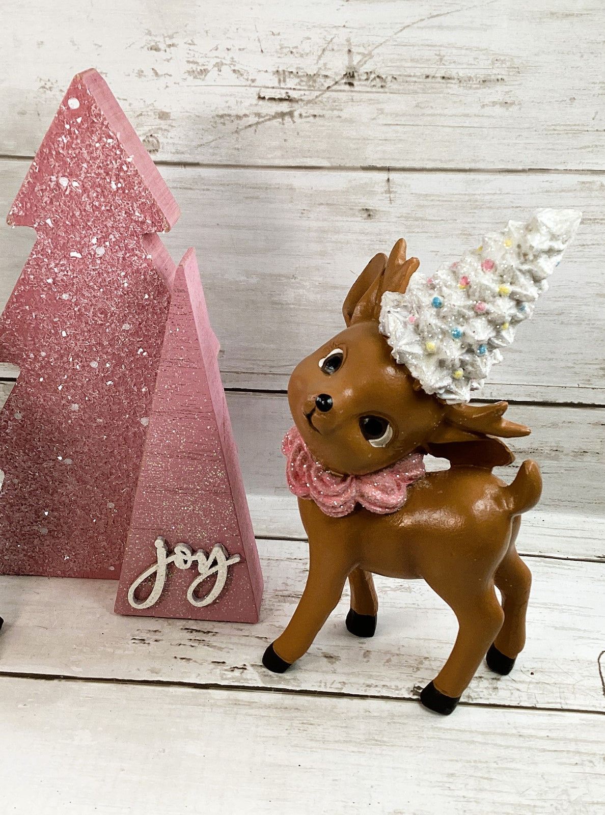 AGD Christmas Decor - Pink Joy Tree Frosting Reindeer Figurines 3pc