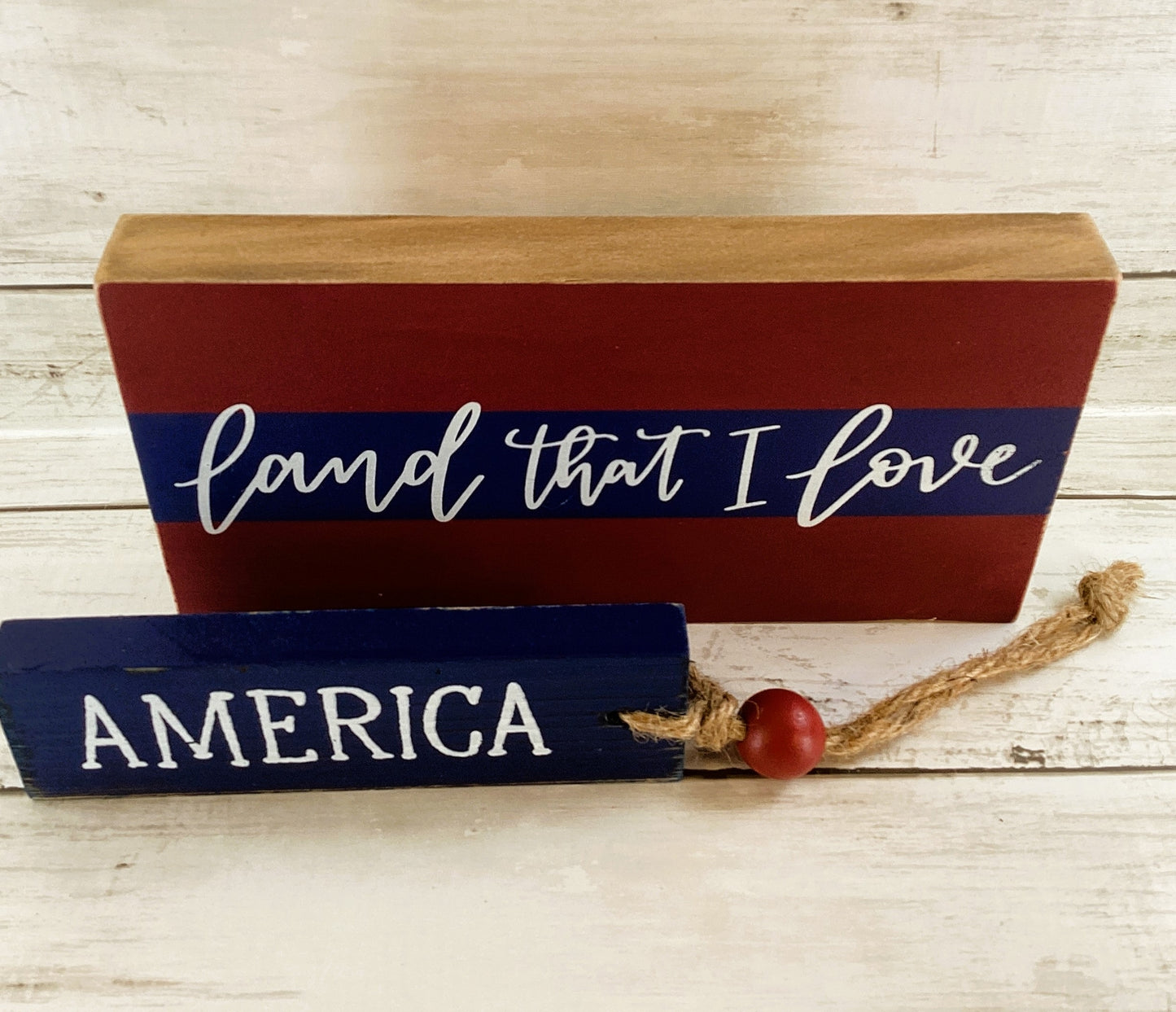AGD Patriotic Decor - July 4th America Land That I Love Sign 2pc Set