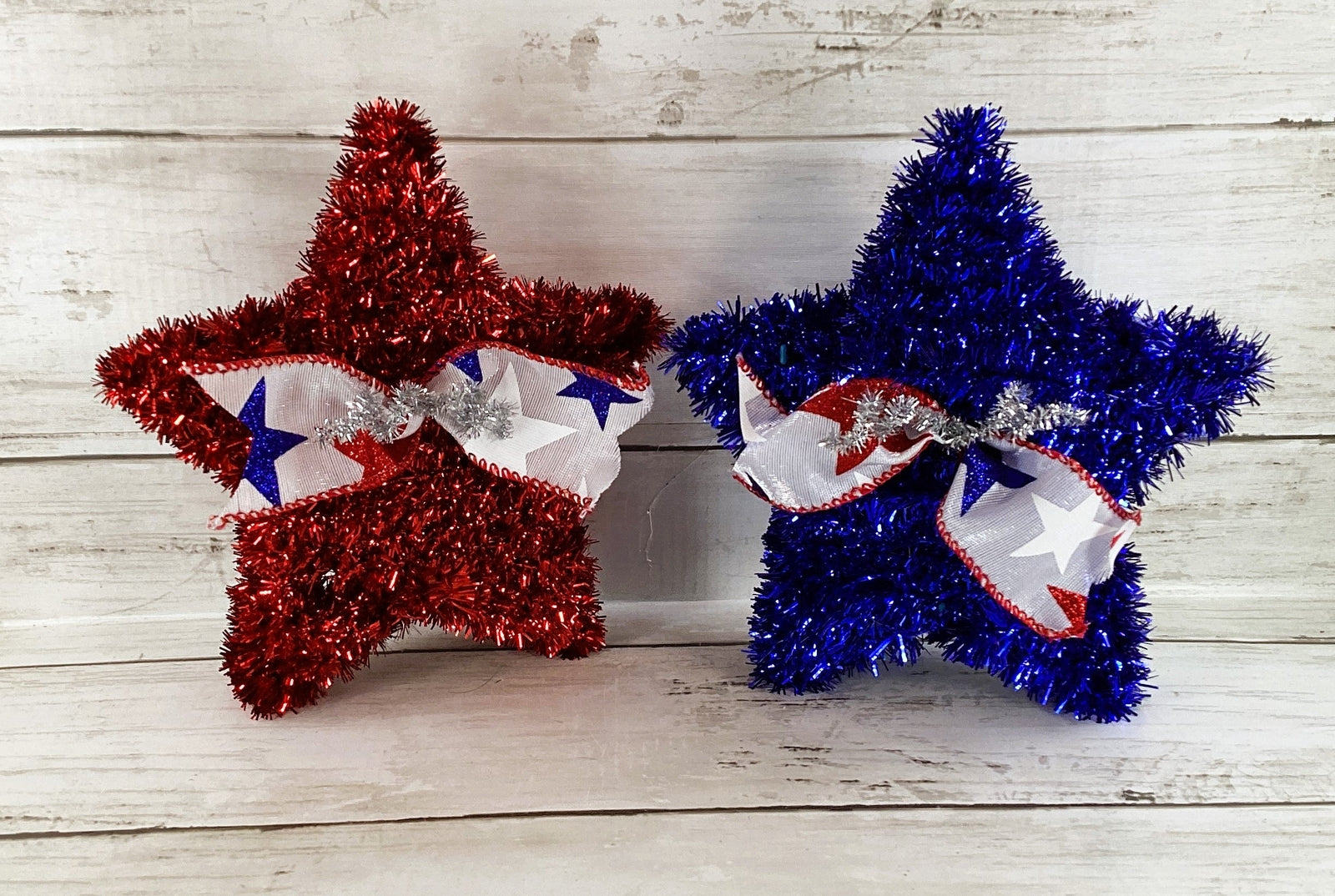 AGD Patriotic Decor - July 4th Freedom Tinsel Firecracker Party Display