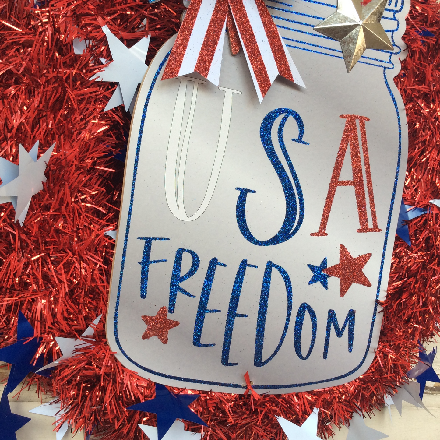 AGD Patriotic Decor - USA Freedom Mason Jar Tinsel Wreath