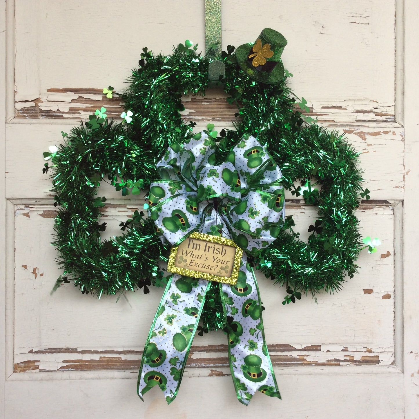AGD St Patrick's Day Decor - Green Tinsel Shamrock I'm Irish Wreath