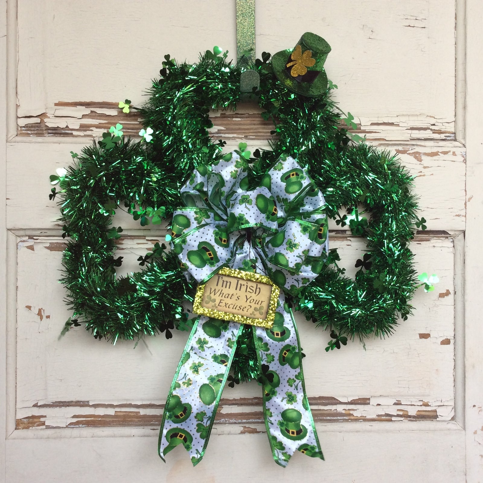 AGD St Patrick's Day Decor - Green Tinsel Shamrock I'm Irish Wreath