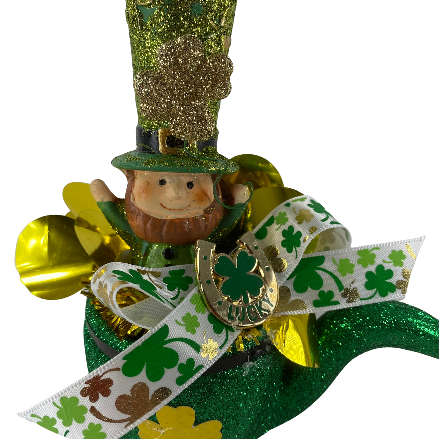 AGD St Patrick's Decor - Resin Leprechaun Figurine Pipe Display
