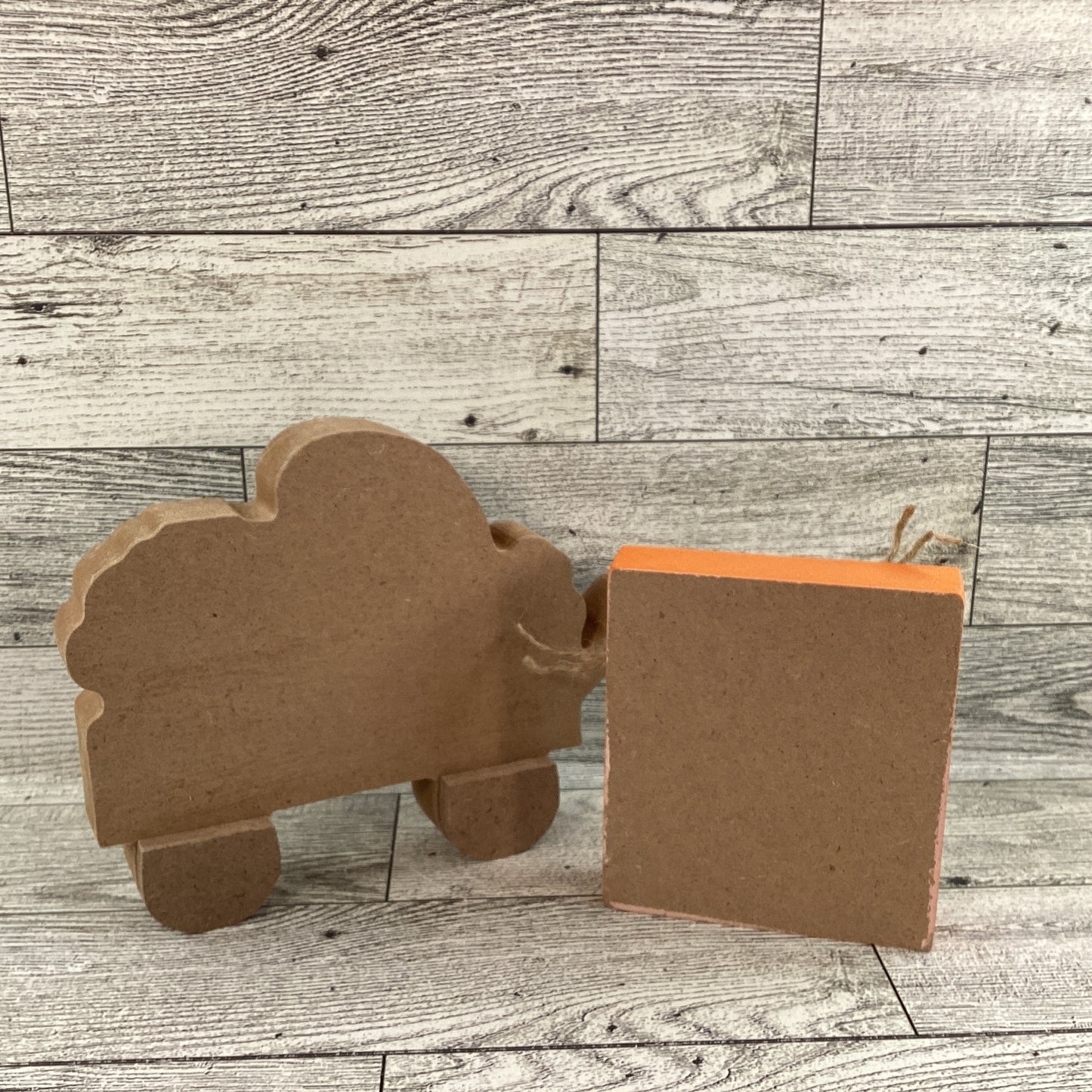 AGD  St Patrick's Decor - Lucky Irish Gnome Chunky Wagon Inset Sign 2pc Set