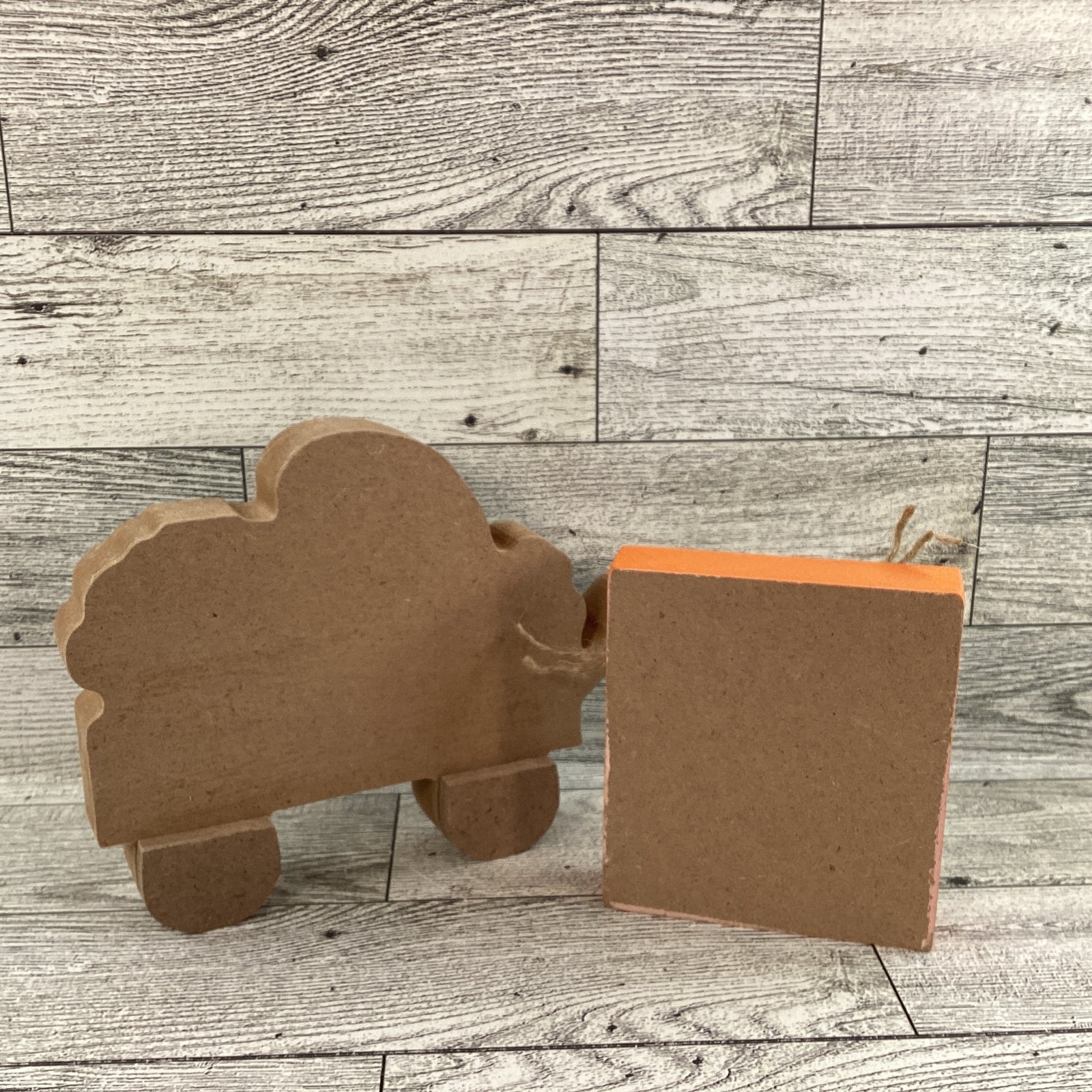 AGD  St Patrick's Decor - Lucky Irish Gnome Chunky Wagon Inset Sign 2pc Set