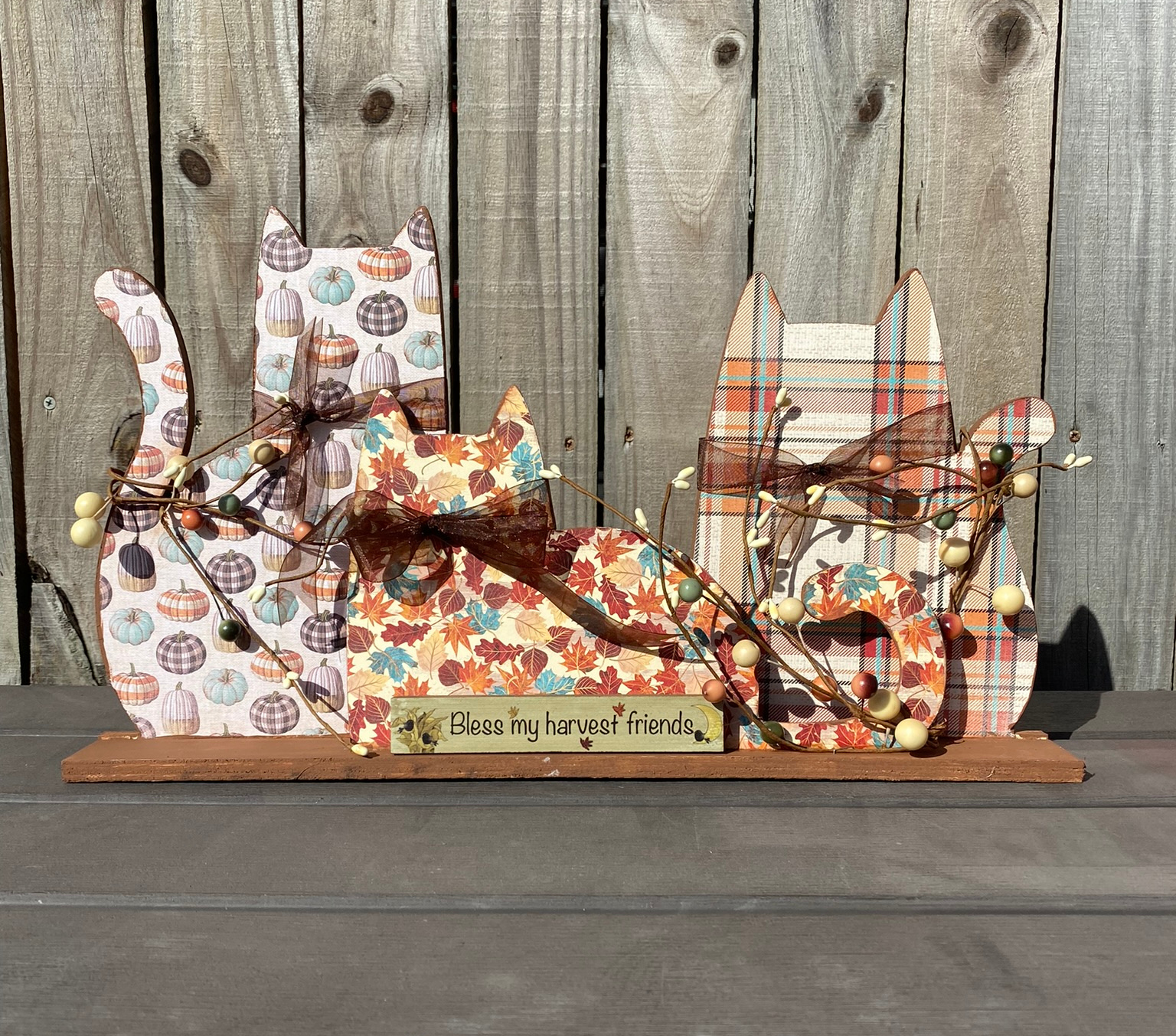 AGD Fall Decor - Harvest Friends Prim Wood Trio Cat Tabletop Decor