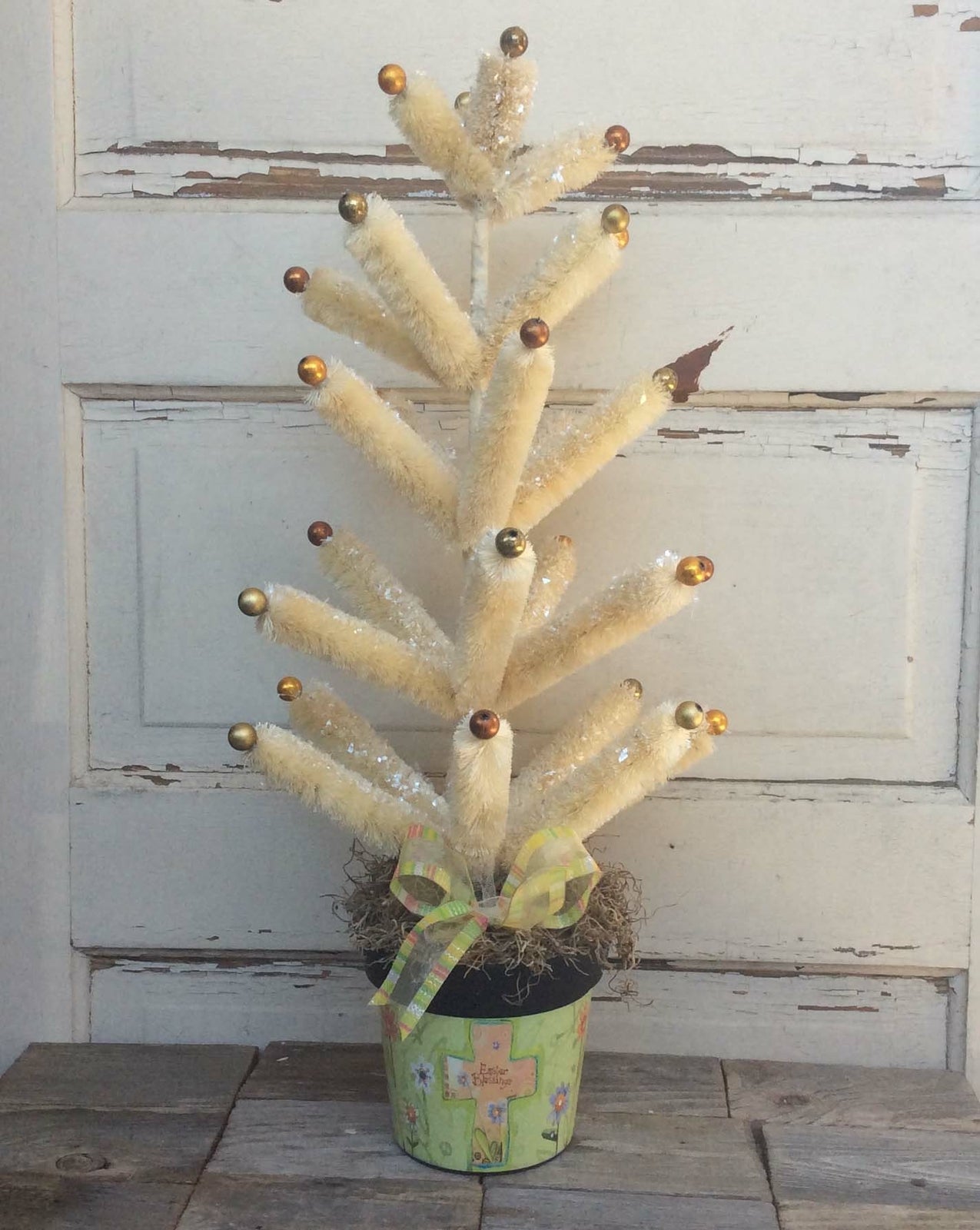 AGD Easter Decor –  Bristle Sisal Mica Glitter 24 inch Tabletop Tree