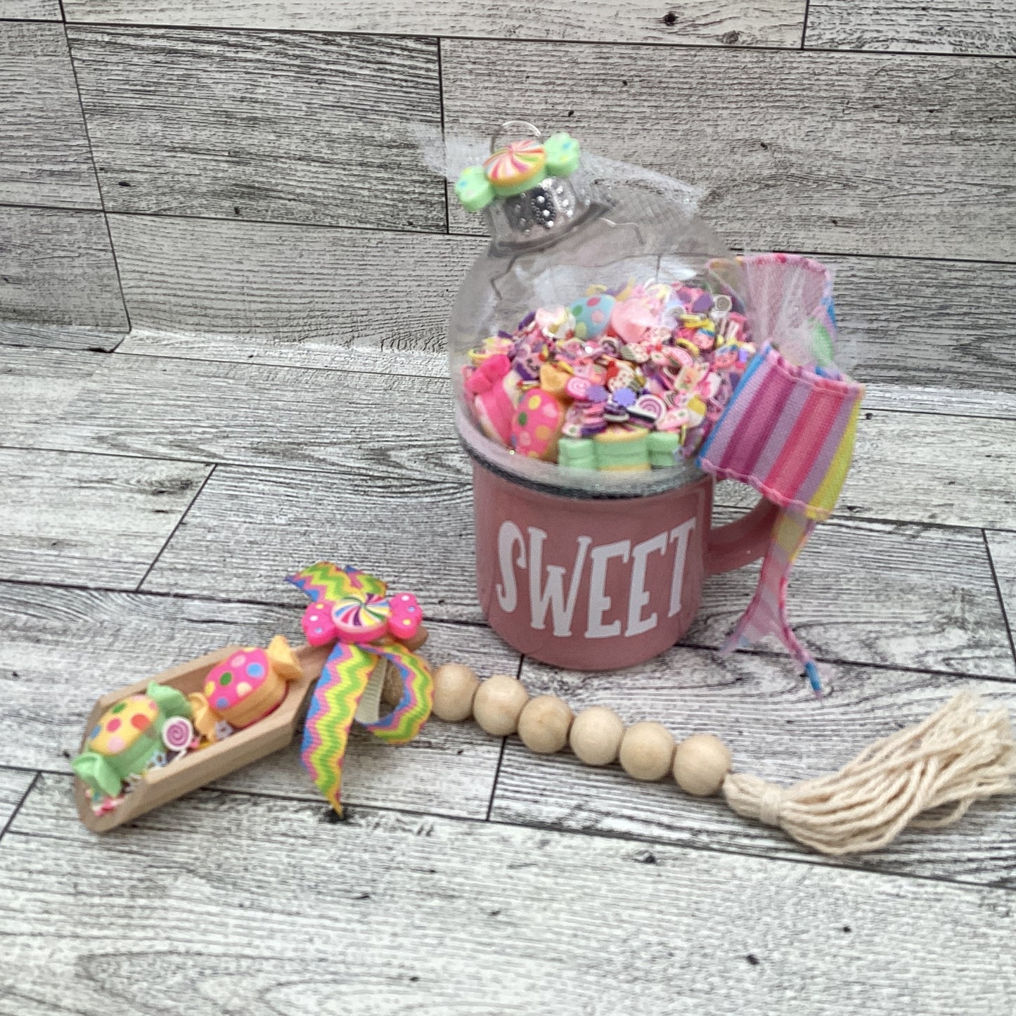Spring Decor Sweet Candy Mini Mug Shaker Cup, Wood Spoon Garland, 2pc Set Set