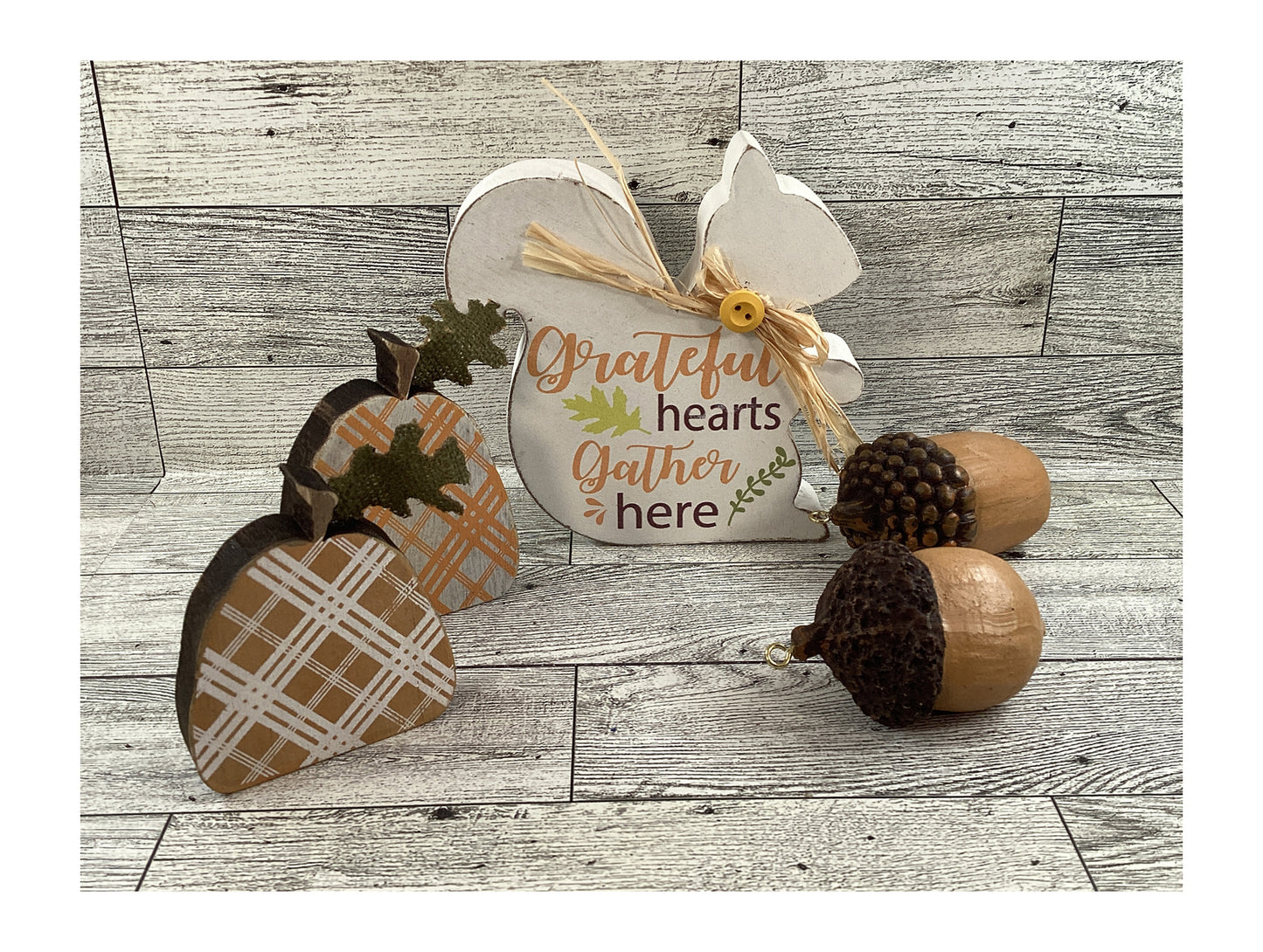 AGD Fall Decor - Chunky Wood Grateful Squirrel Pumpkins Resin Acorns 5pc