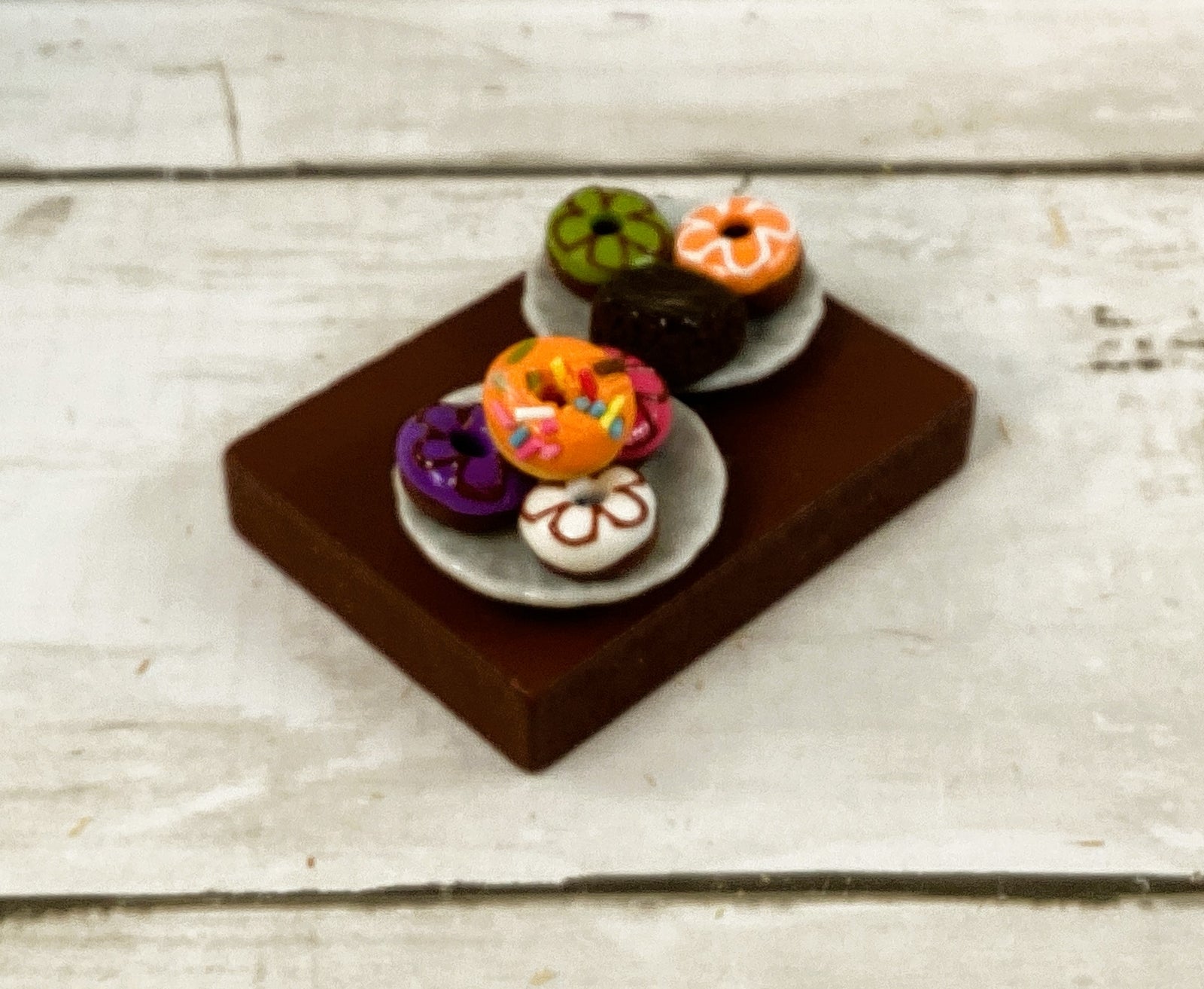 AGD Craft Supply - Miniature Donuts on Plates Display