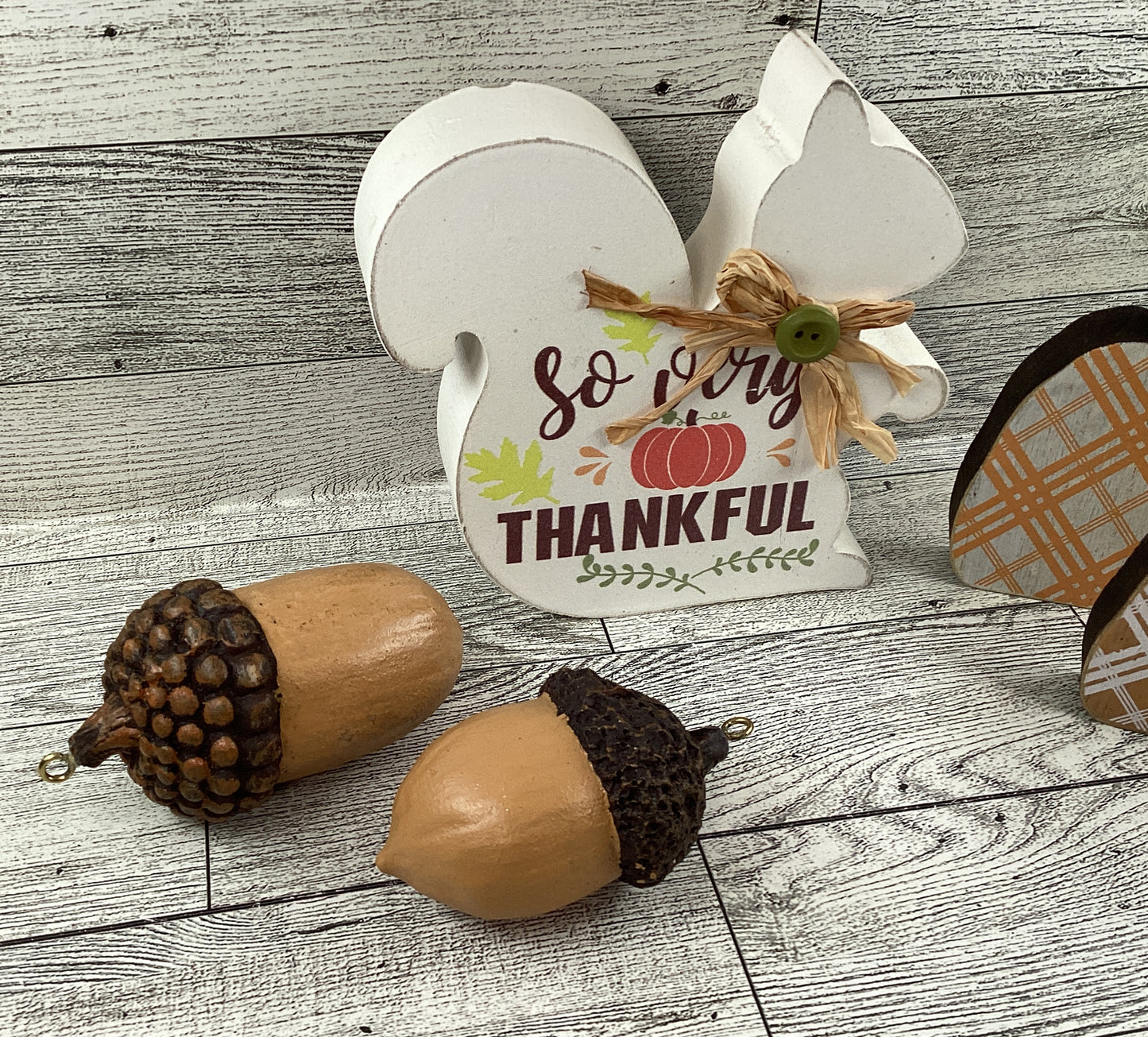 AGD Fall Decor - Chunky Wood Thankful Squirrel Pumpkins Resin Acorns 5pc
