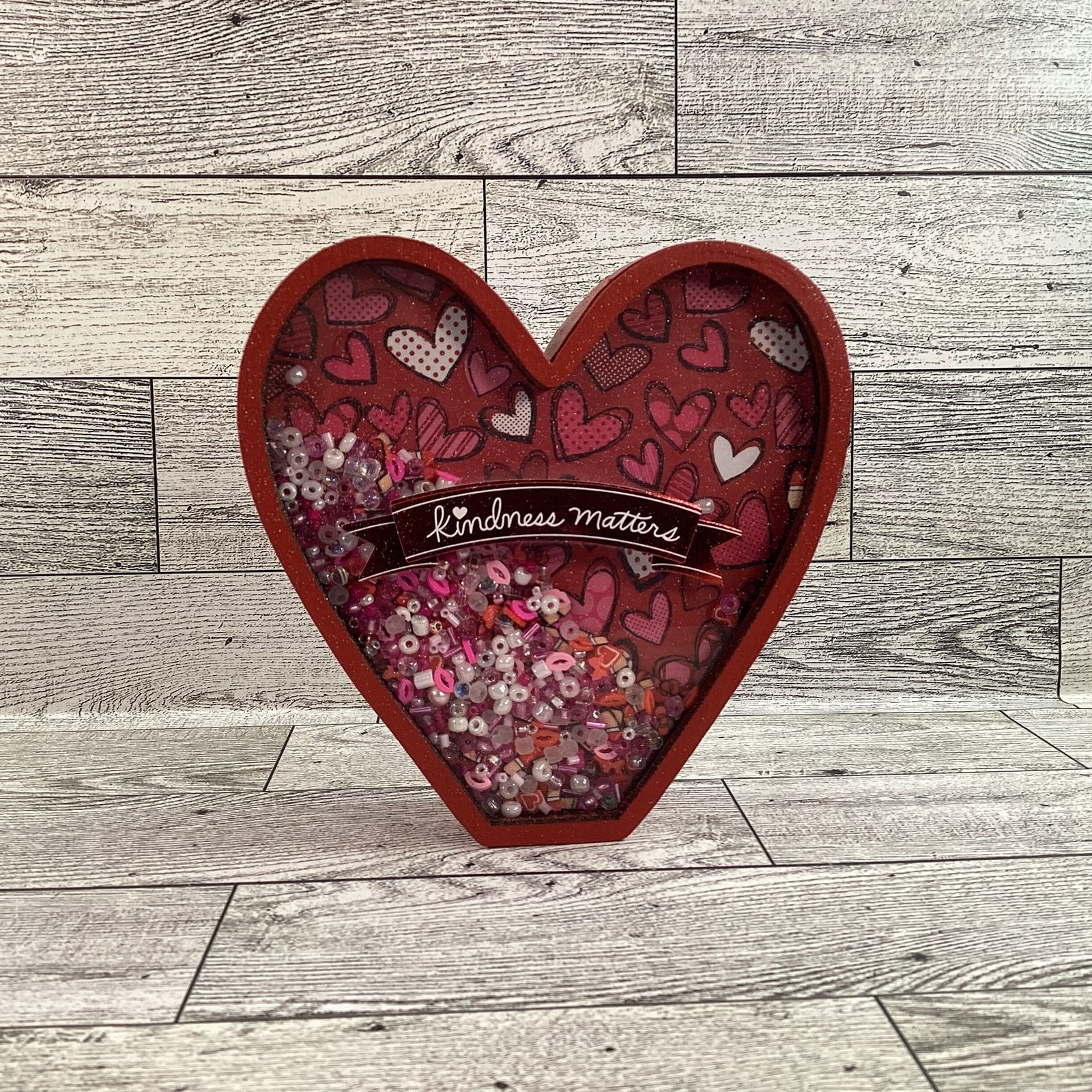 AGD  Valentines Decor - Heart Shaped XOXO Chunky Wood Shaker