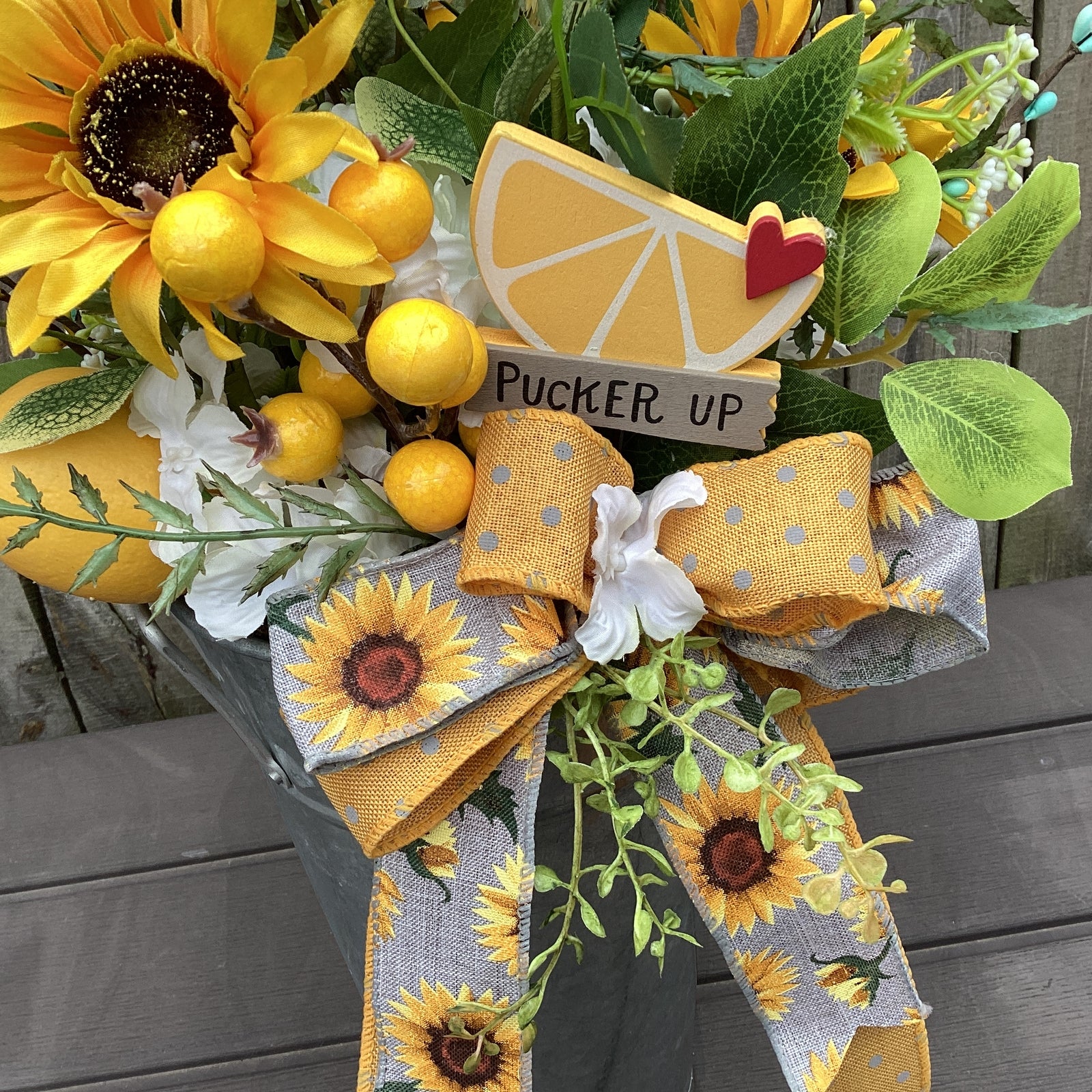 AGD Spring Decor -Summer Lemon Theme Floral Galvanized Metal Display