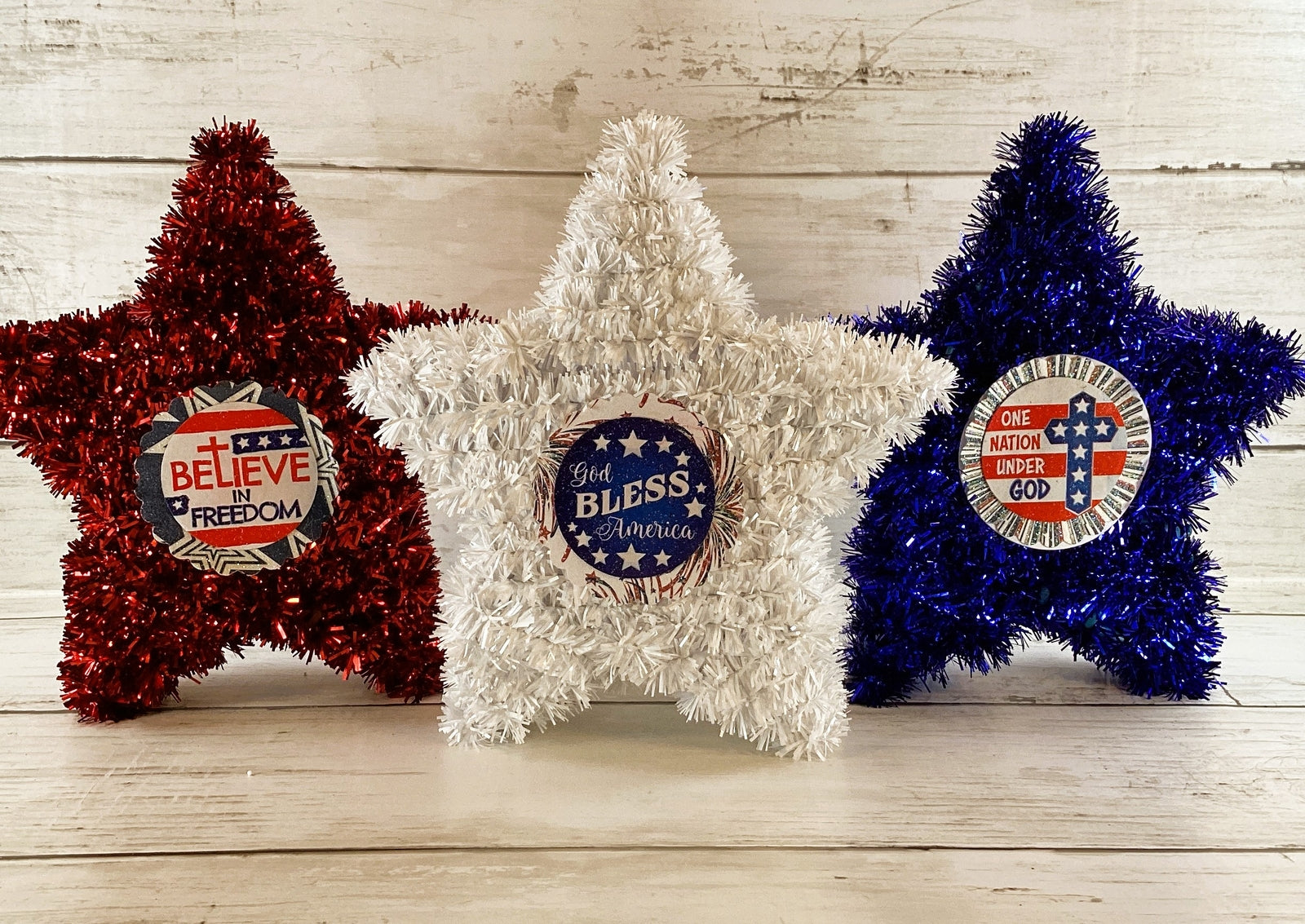AGD Patriotic Decor - July 4th God Bless Tinsel Firecracker Party Supply