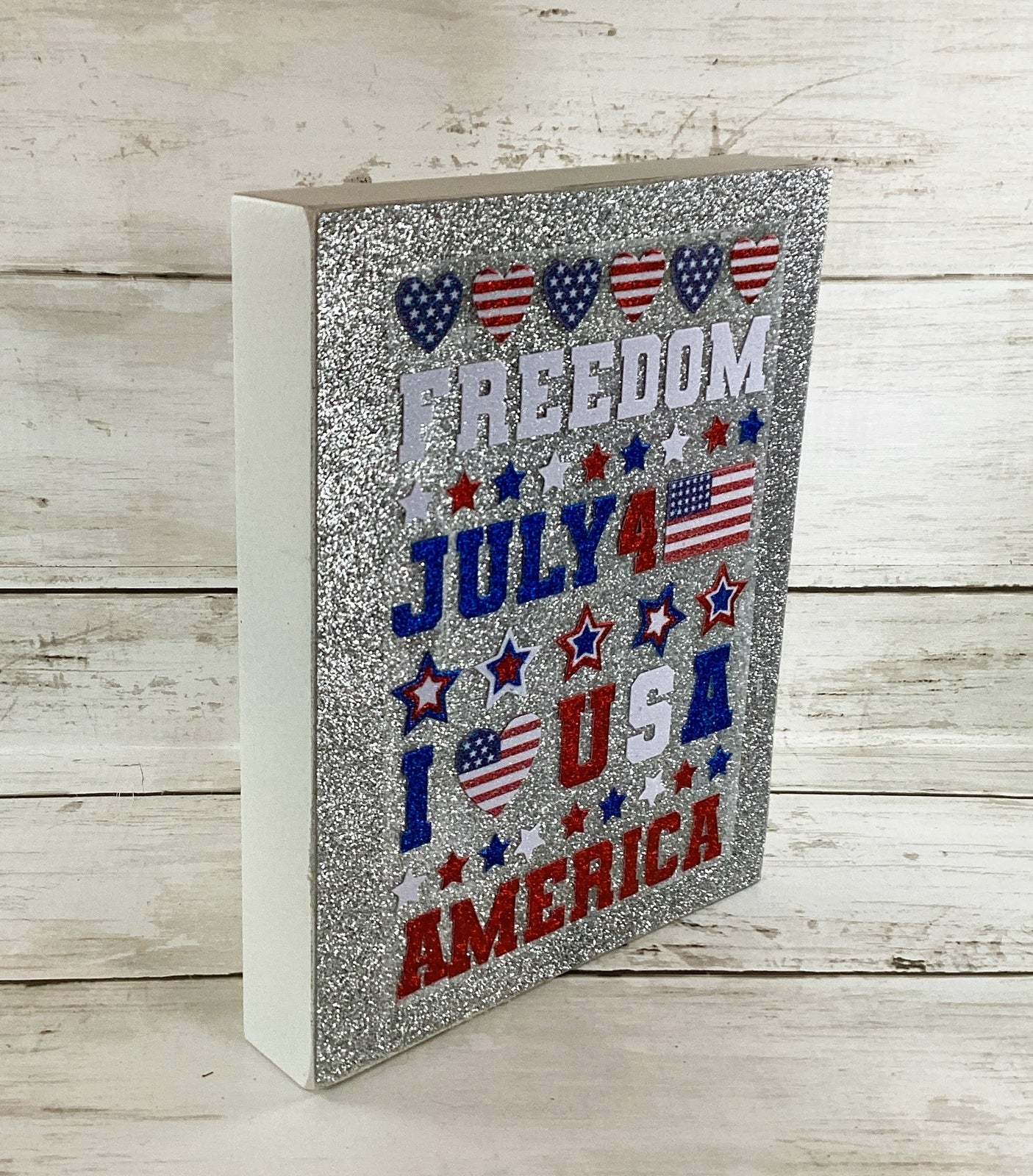 AGD Patriotic Decor - July 4th Freedom Tinsel Firecracker Party Display