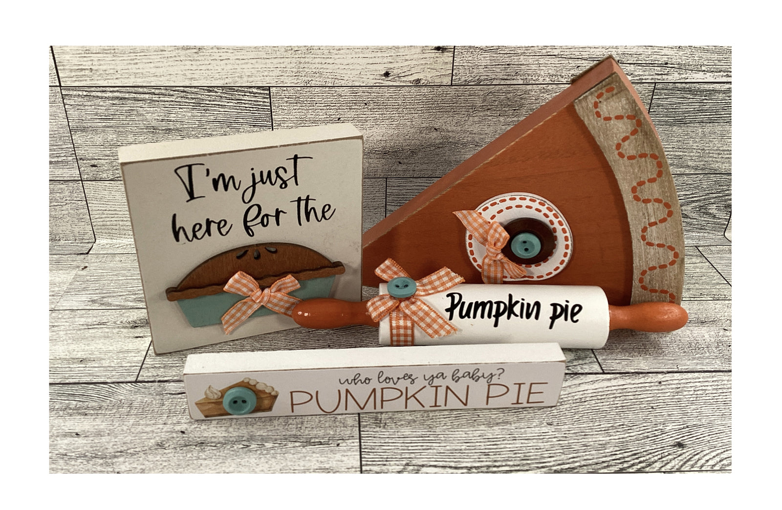 AGD Fall Decor - Pumpkin Pie Slice Rolling Pin Spoon Garland 4pc Set