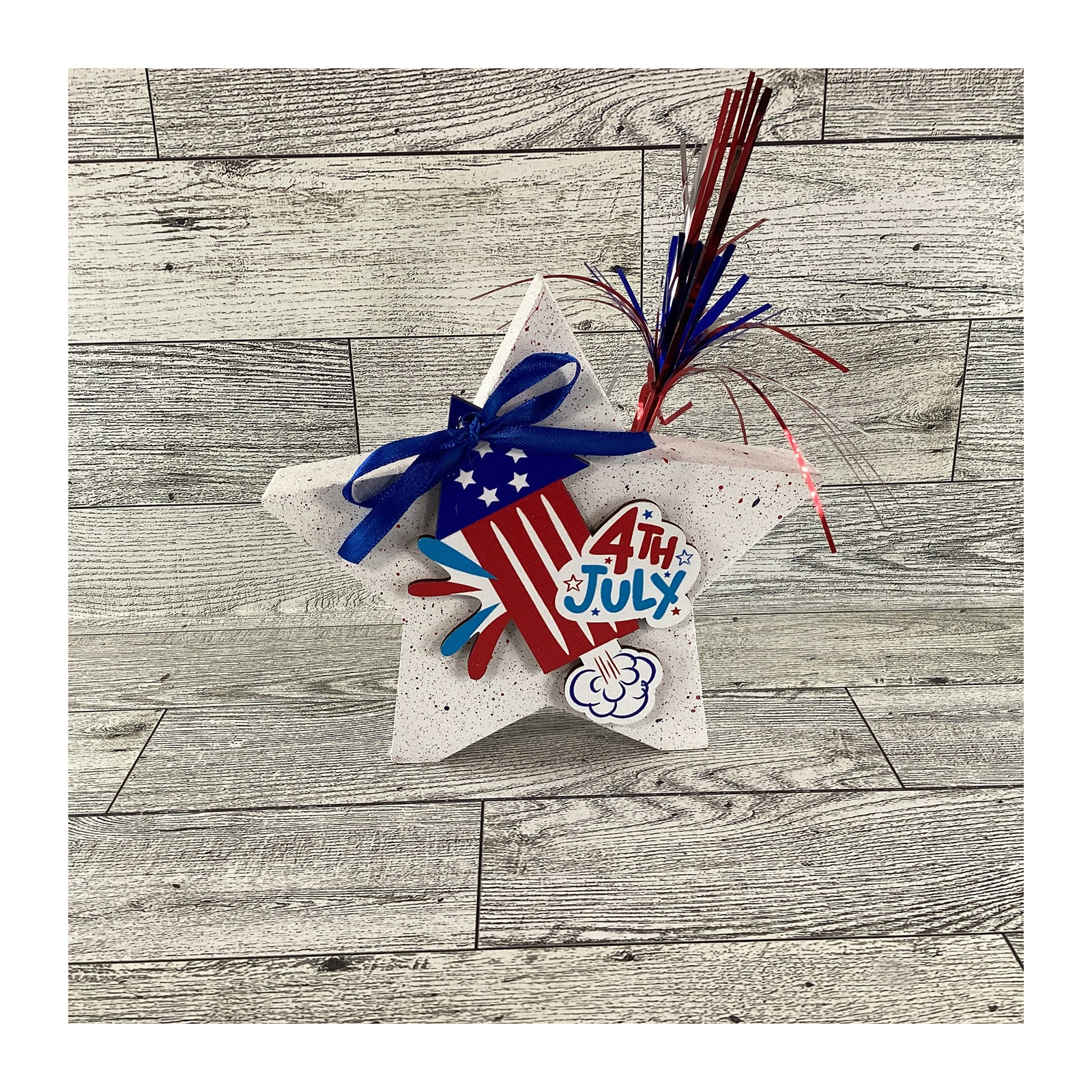 AGD Patriotic Decor - Fireworks Chunky Wood Star Sitter