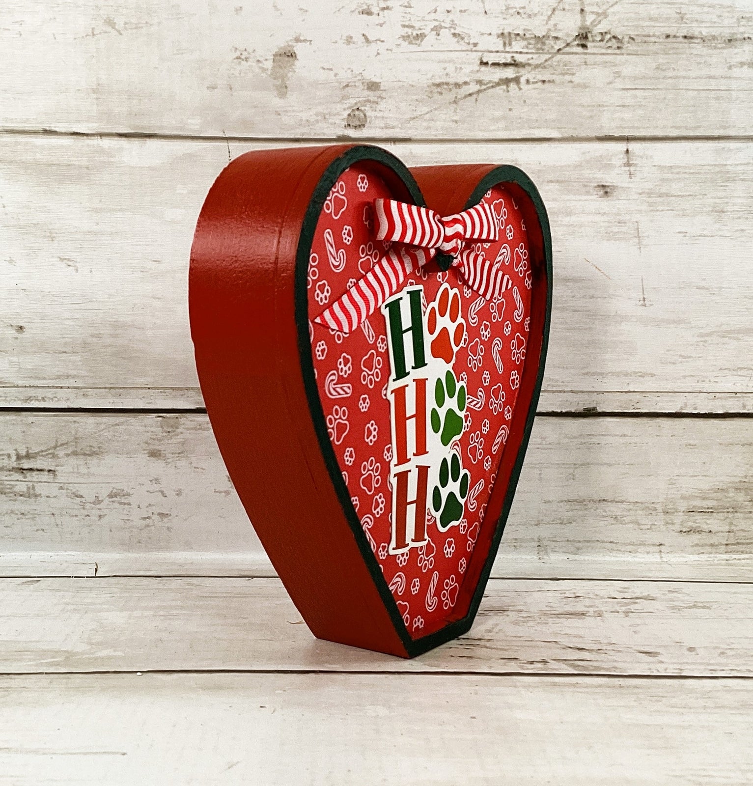 AGD Christmas Decor - Ho Ho Ho Pet Paw  Heart Chunky Wood Sitter
