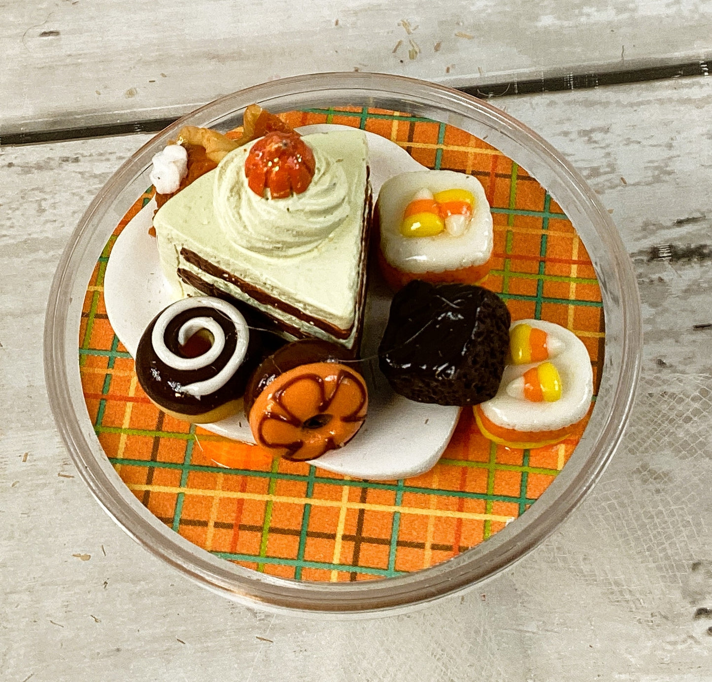 AGD Fall Decor - Miniature Pumpkin Spice Harvest Desserts Display