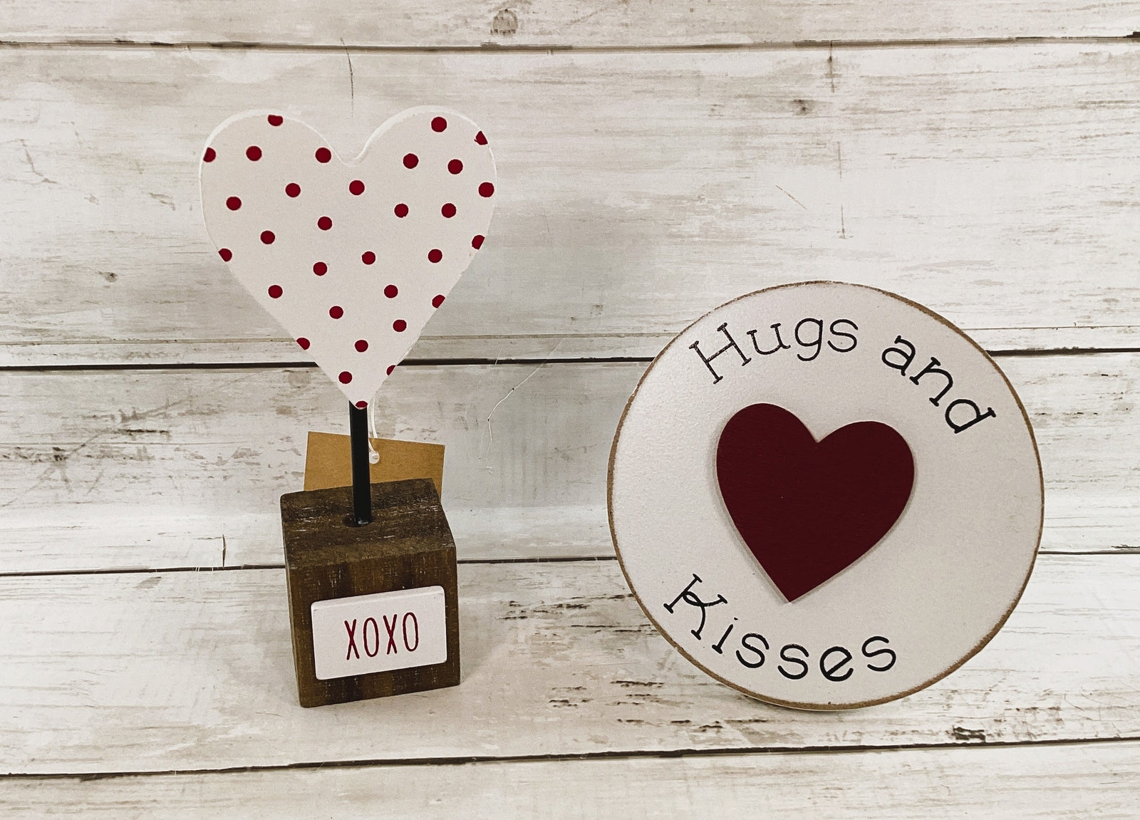Valentines Decor - XOXO Hugs Kisses Tier Tray Decor 2pc Set